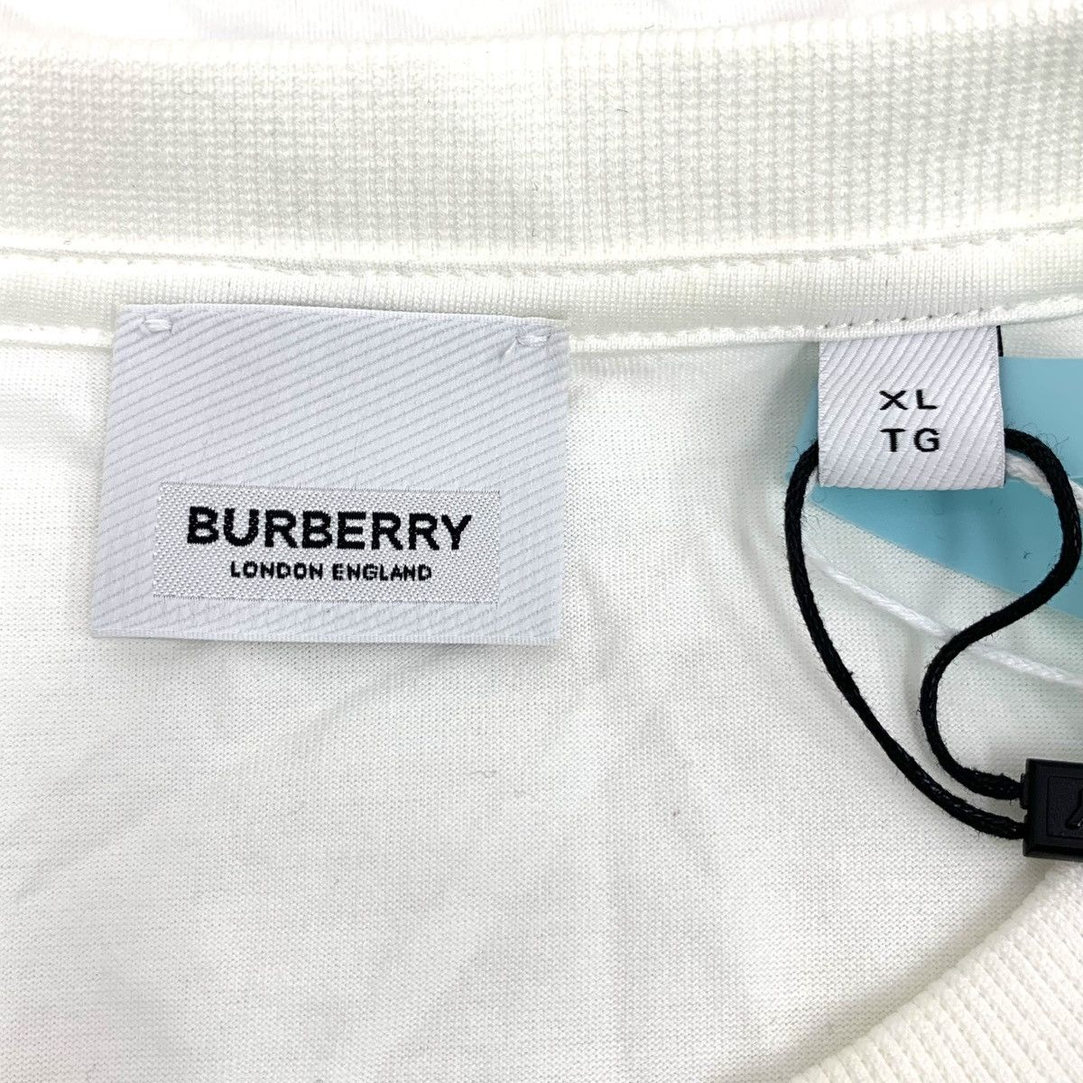 Burberry Burberry Logo Letter Printed Short Sleeve T-Shirt K26WX Size US XL / EU 56 / 4 - 5 Thumbnail