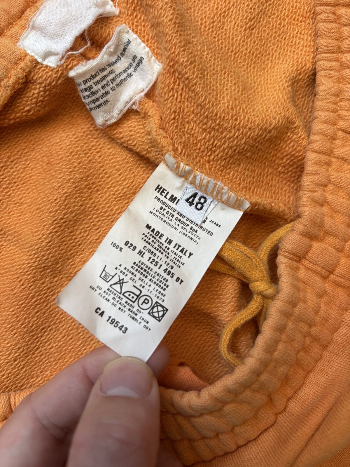 Helmut Lang Helmut Lang 1999 Safety Orange Shorts Size US 31 - 4 Thumbnail