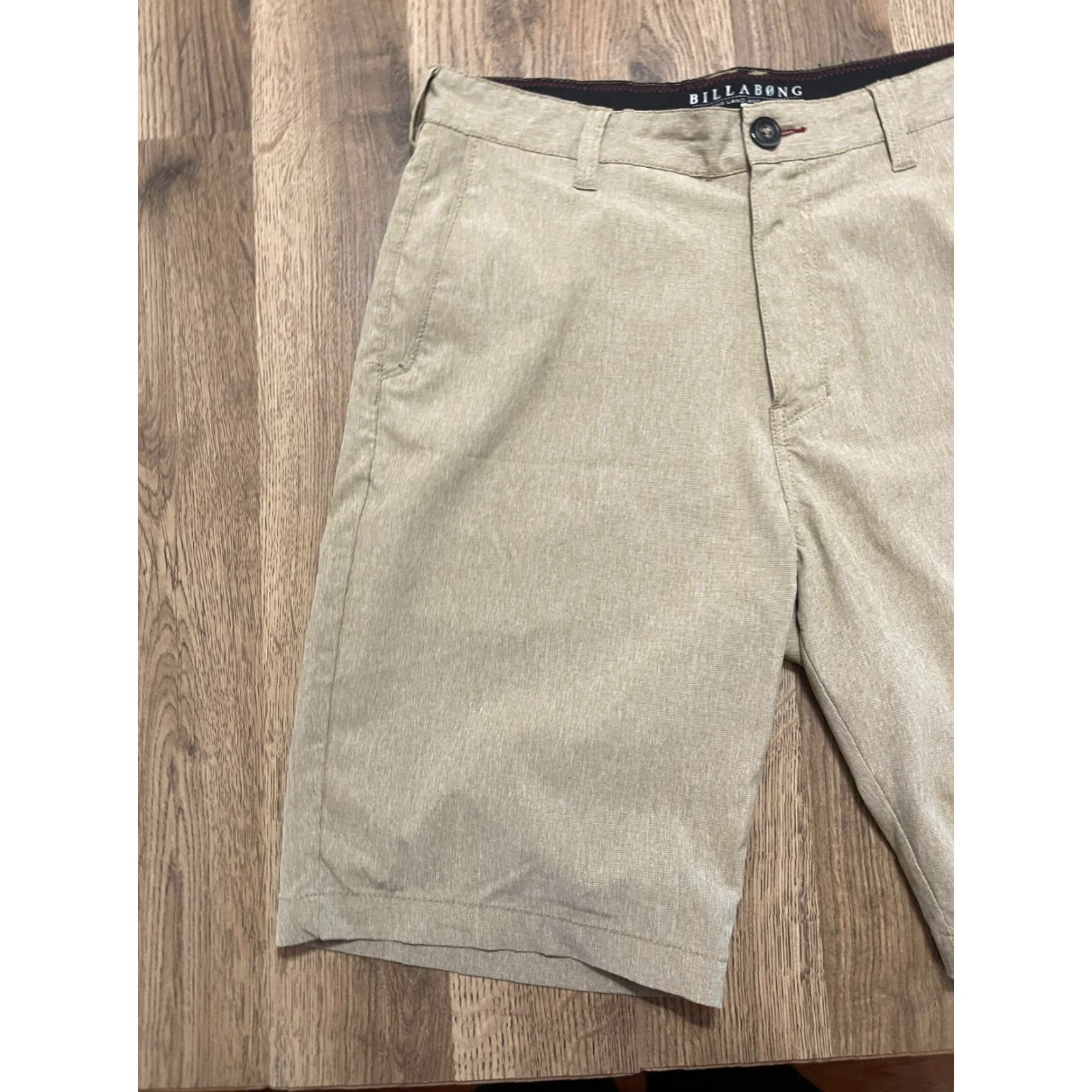 Billabong Billabong Shorts Men's Size 30 Tan Flat Front Chino Shorts Size US 30 / EU 46 - 3 Thumbnail