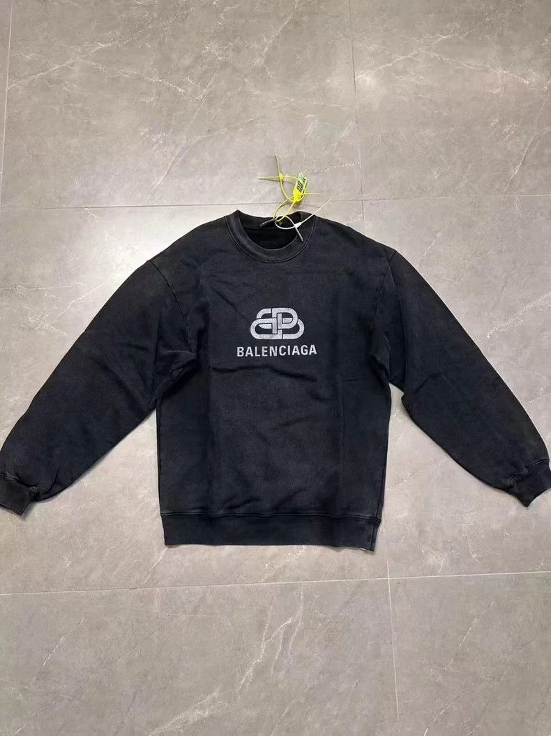 Balenciaga Balenciaga Washed Aged Black Lock扣 Sweater Size US XS / EU 42 / 0 - 1 Thumbnail