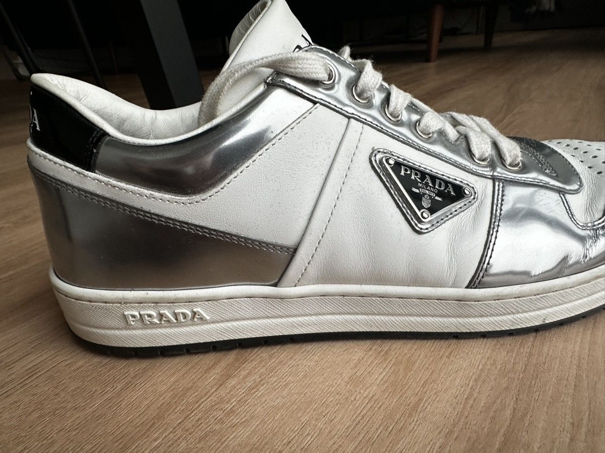 Prada mirrored Effect