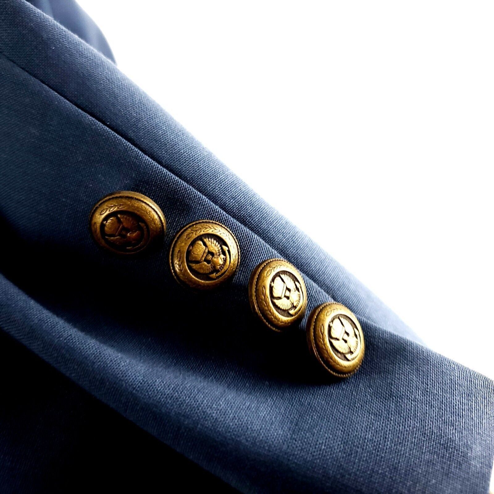 Jos. A. Bank Jos A Bank Wool 3 Gold Button Blazer 42L or Slim Fit 44L Blu Size 42L - 4 Thumbnail
