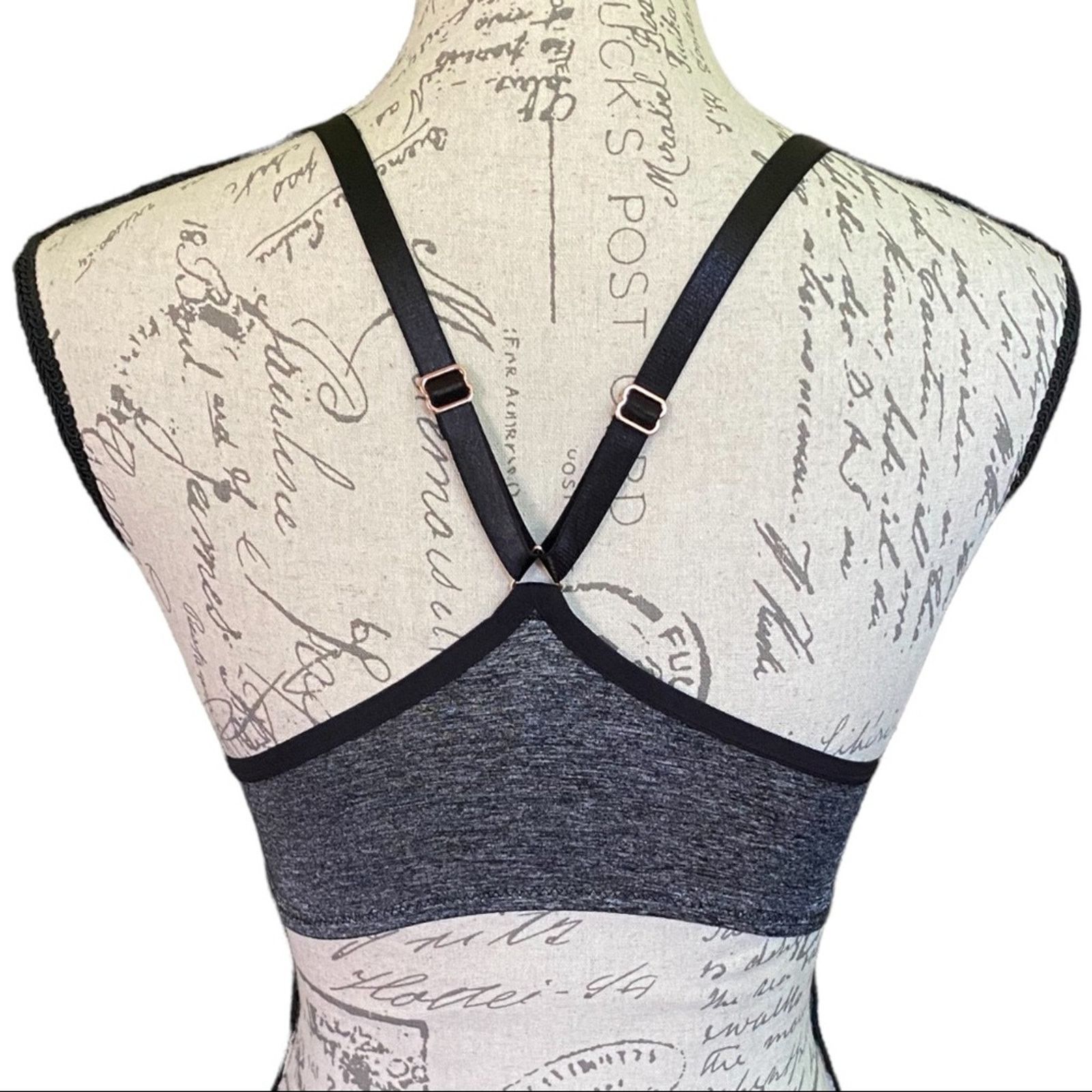 Other Wireless Gray Pullover Bralette Size 34B NEW Size ONE SIZE - 2 Thumbnail