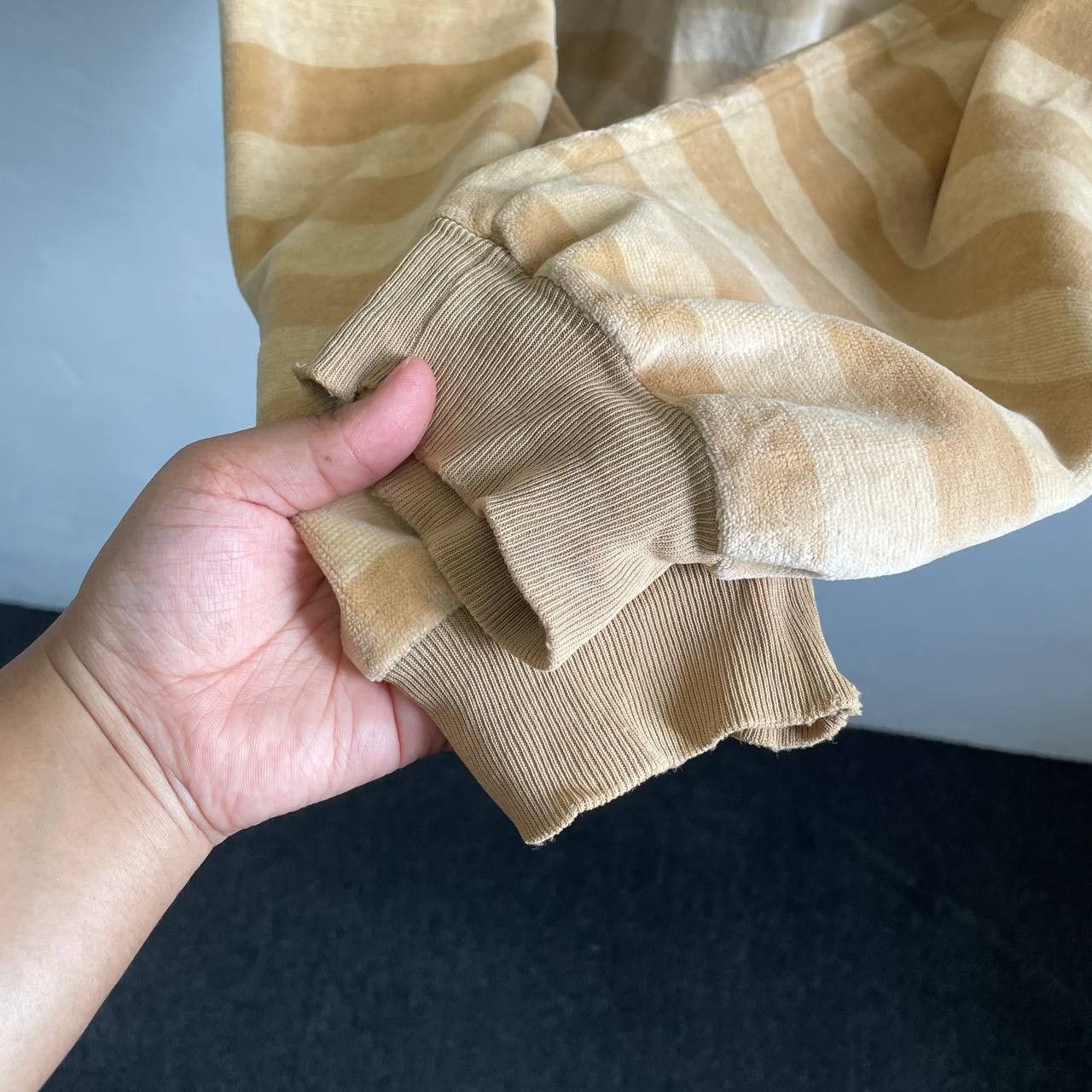 Celine × Vintage vintage celine velvet (ringger distressed) Size US L / EU 52-54 / 3 - 8 Thumbnail