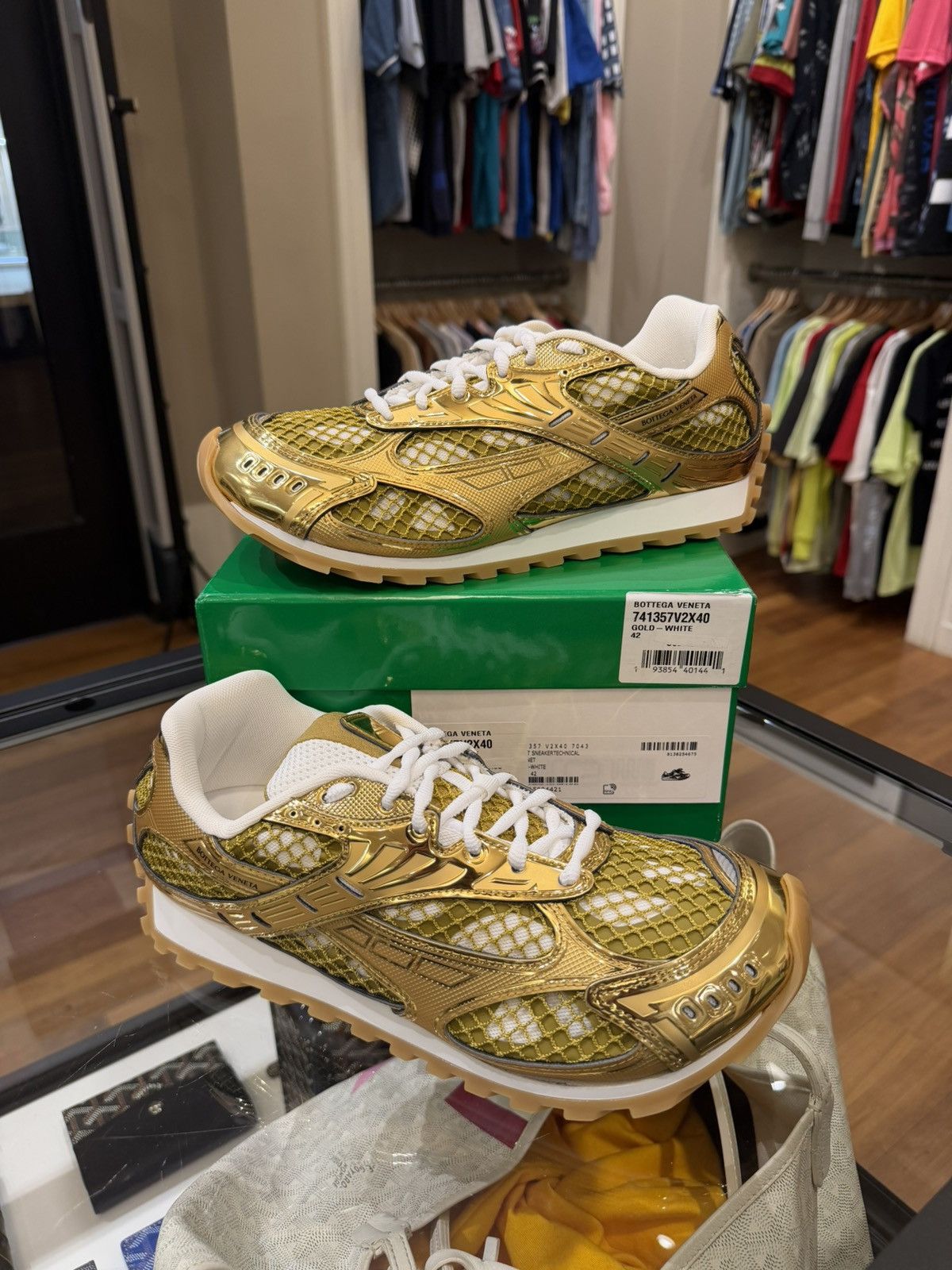 Bottega Veneta Bottega Veneta Orbit Sneaker - Gold/White Size US 9 / EU 42 - 4 Thumbnail