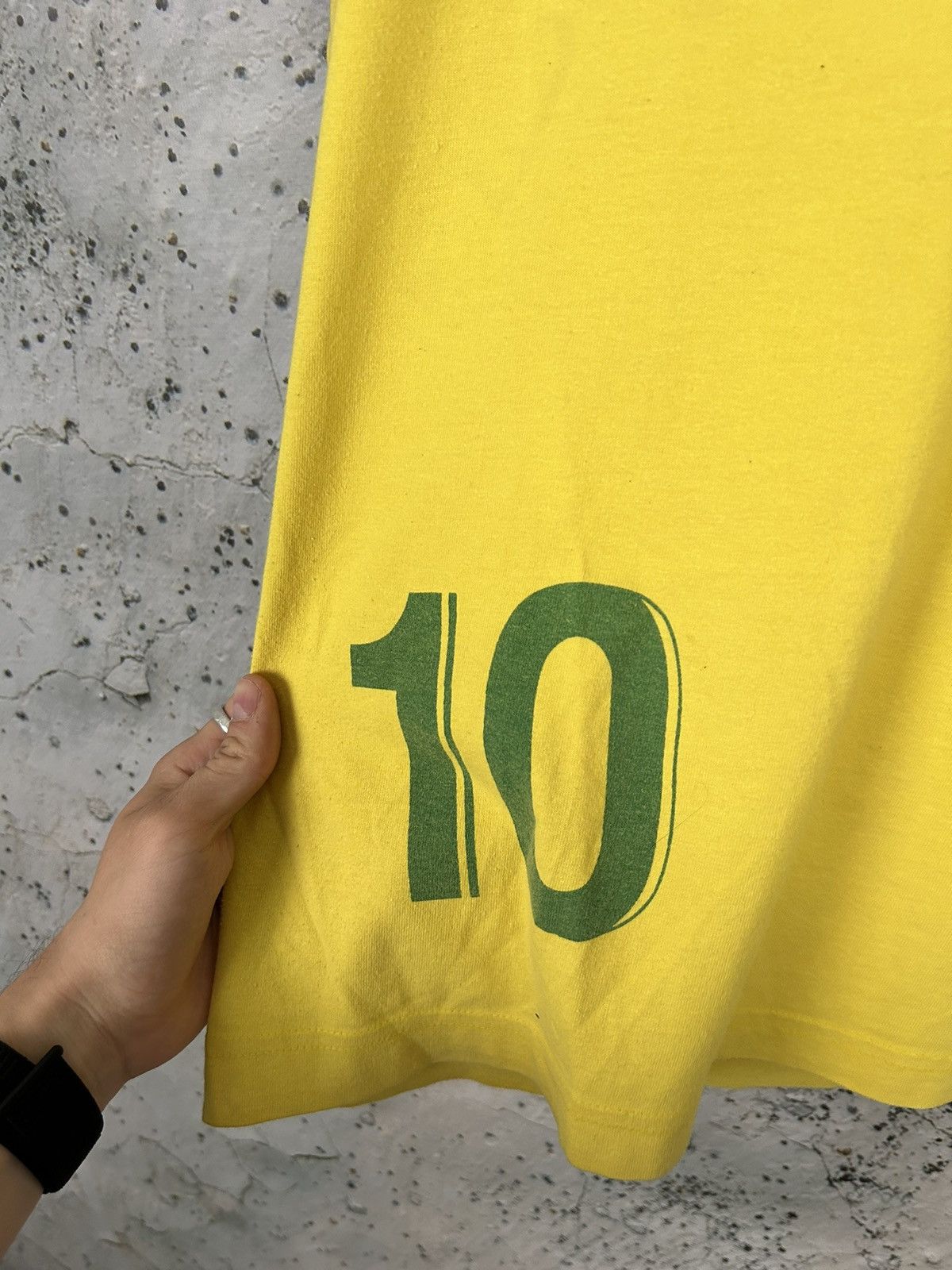 Band Tees Vintage Brazil Sepultura Jersey #10 Rare Rock Band Tee Metal Size US XL / EU 56 / 4 - 5 Thumbnail