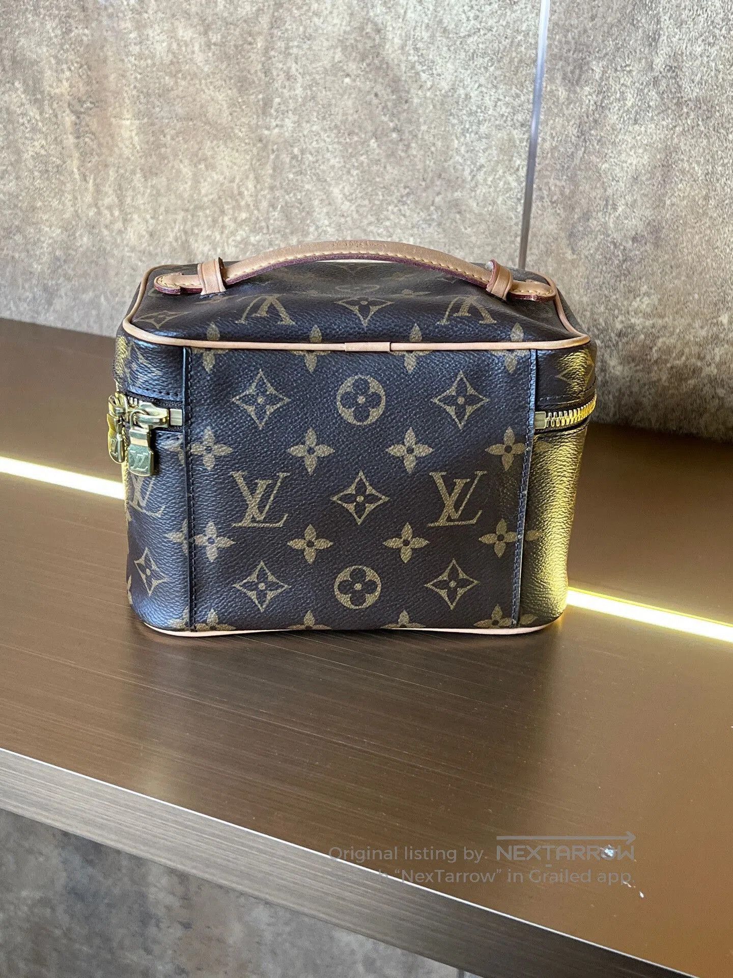 Louis Vuitton Louis Vuitton LV Cosmetic Bag Chip. Size ONE SIZE - 2 Thumbnail