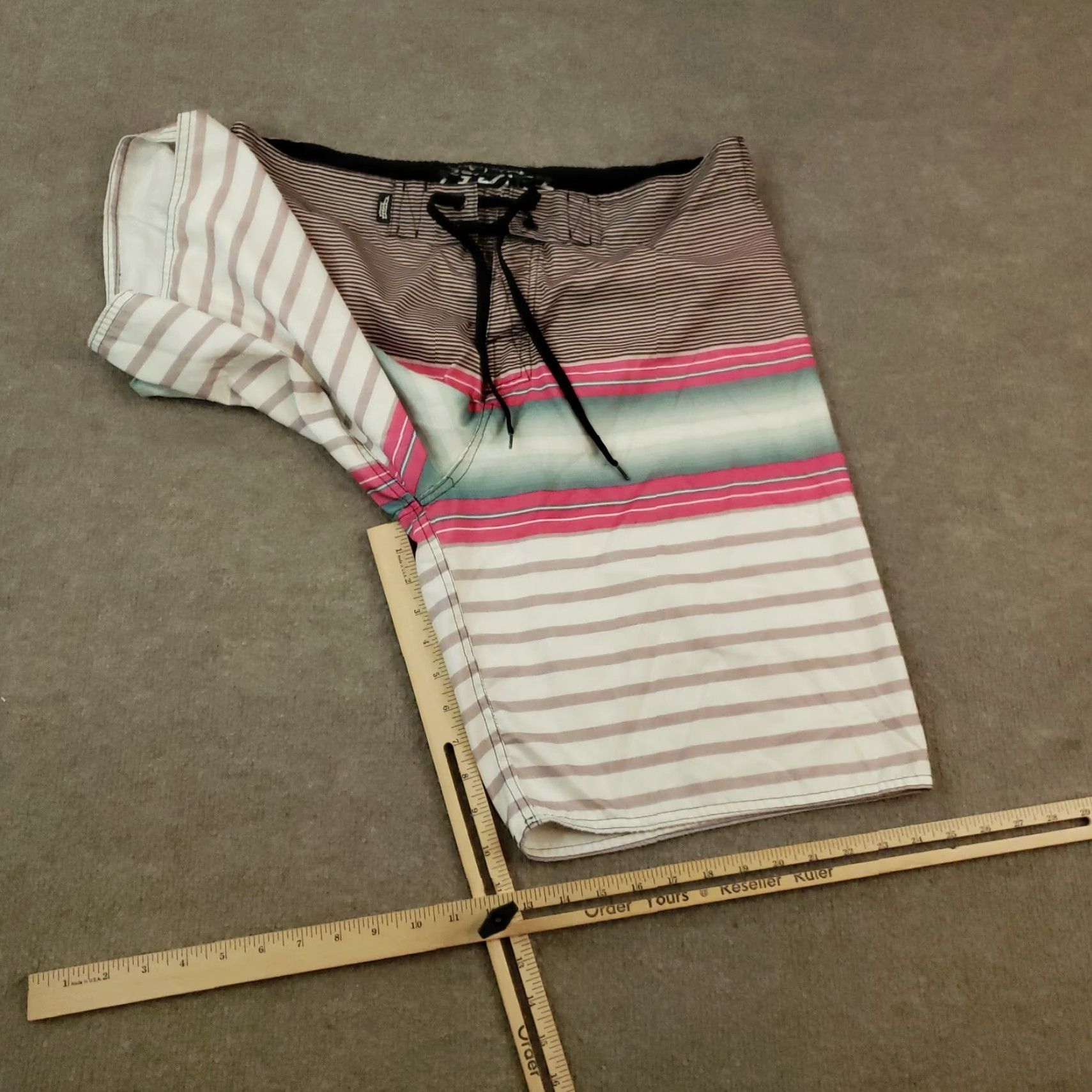 No Fear No Fear Board Shorts Mens L Red Striped Drawstring Lined Beach Swim Bottom Size US 33 - 2 Thumbnail