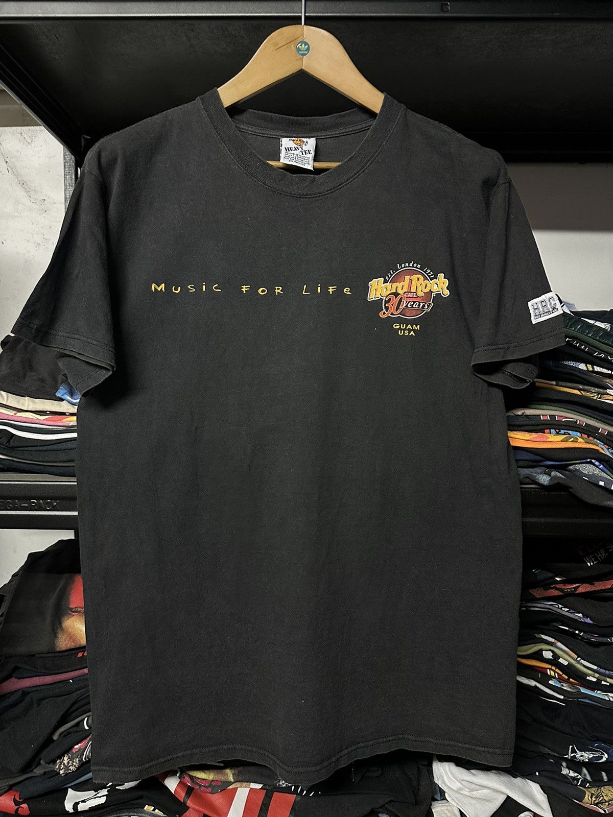Band Tees × Hard Rock Cafe × Vintage Vintage 90s HRC World Tour Faded Tee Size US L / EU 52-54 / 3 - 2 Thumbnail