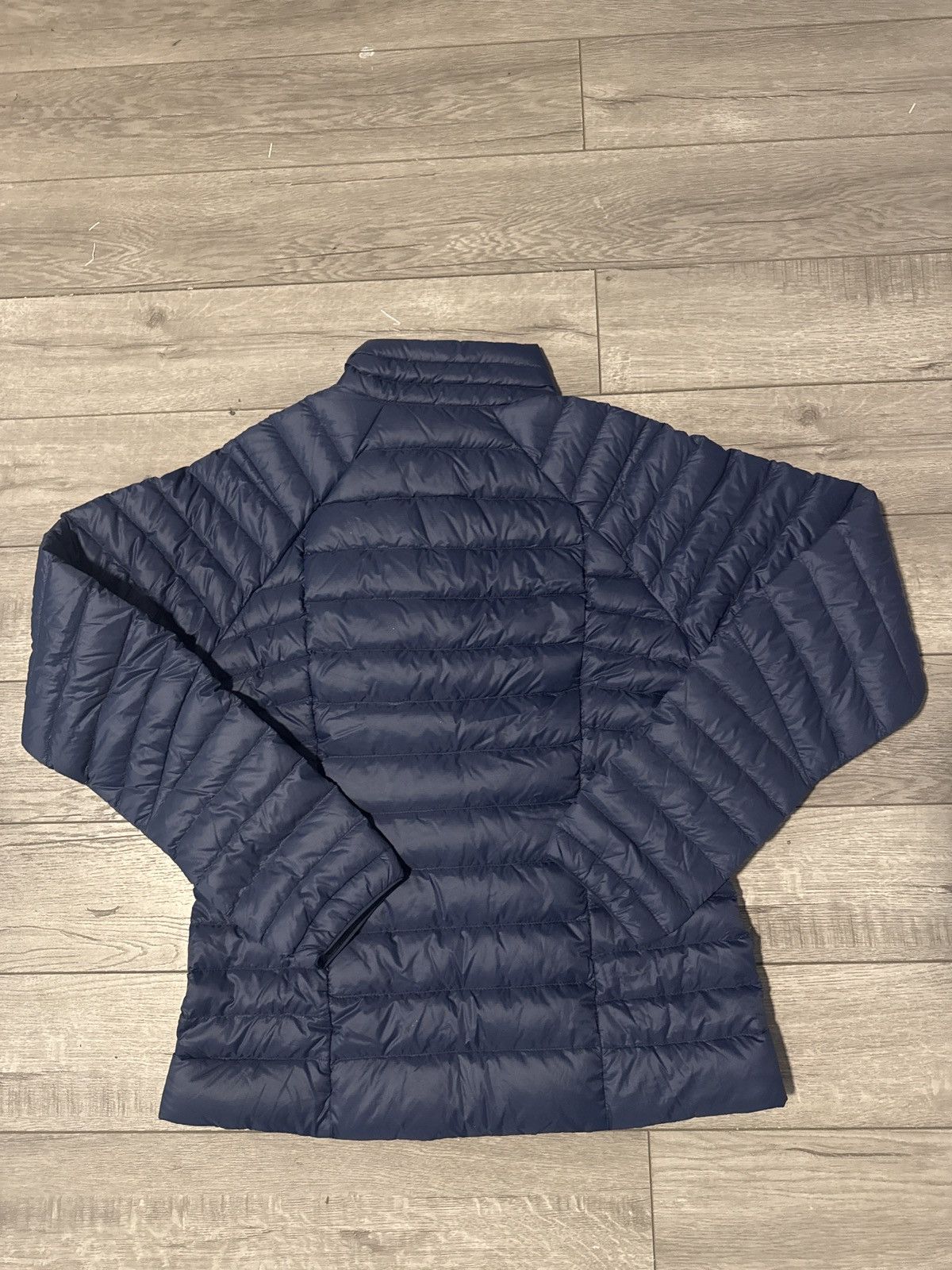 Patagonia Women's Down Sweater™ Jacket Size S / US 4 / IT 40 - 2 Thumbnail