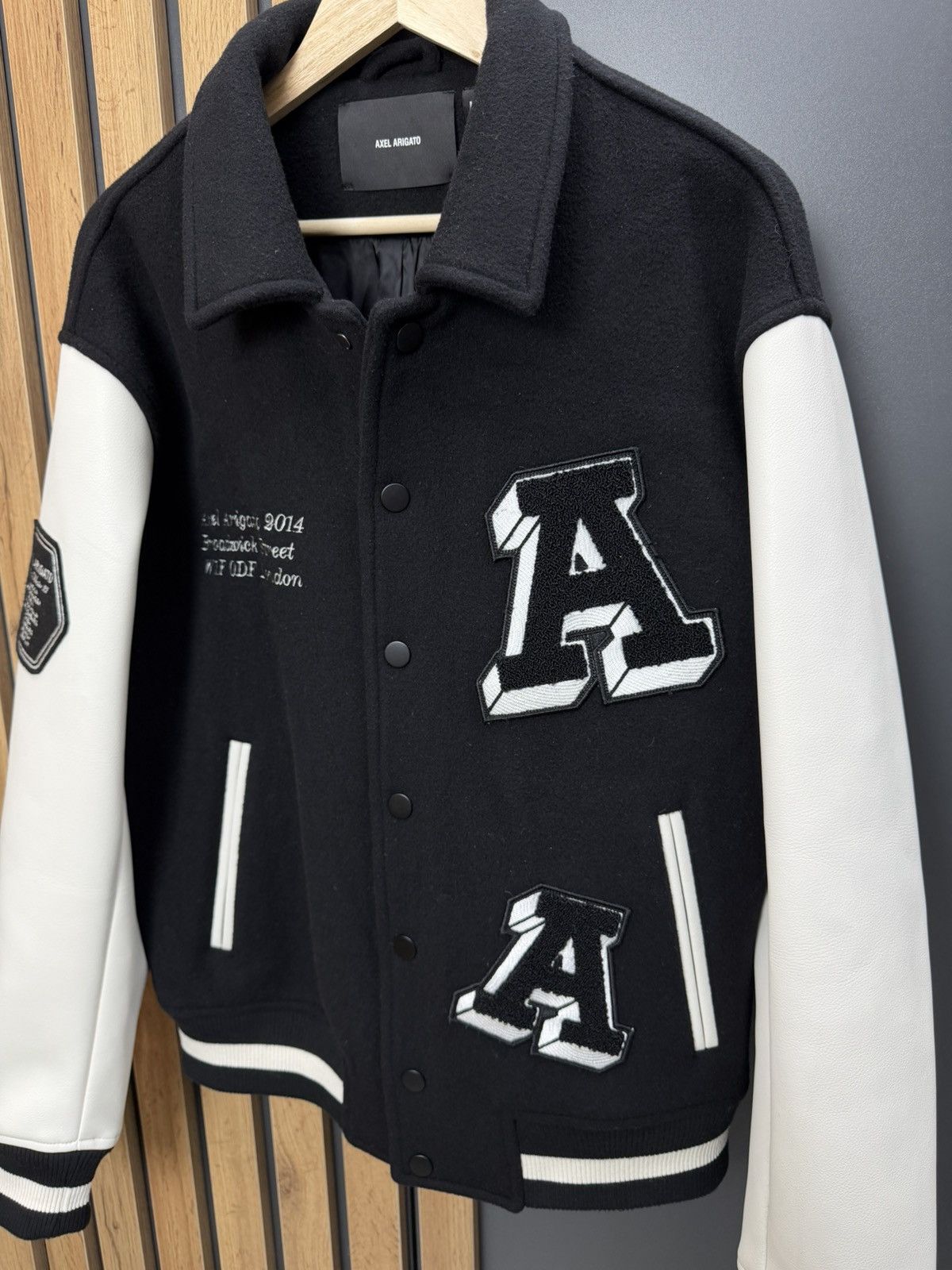 Axel Arigato Axel Arigato illusion Varsity Bomber Jacket Size L Size US L / EU 52-54 / 3 - 11 Thumbnail