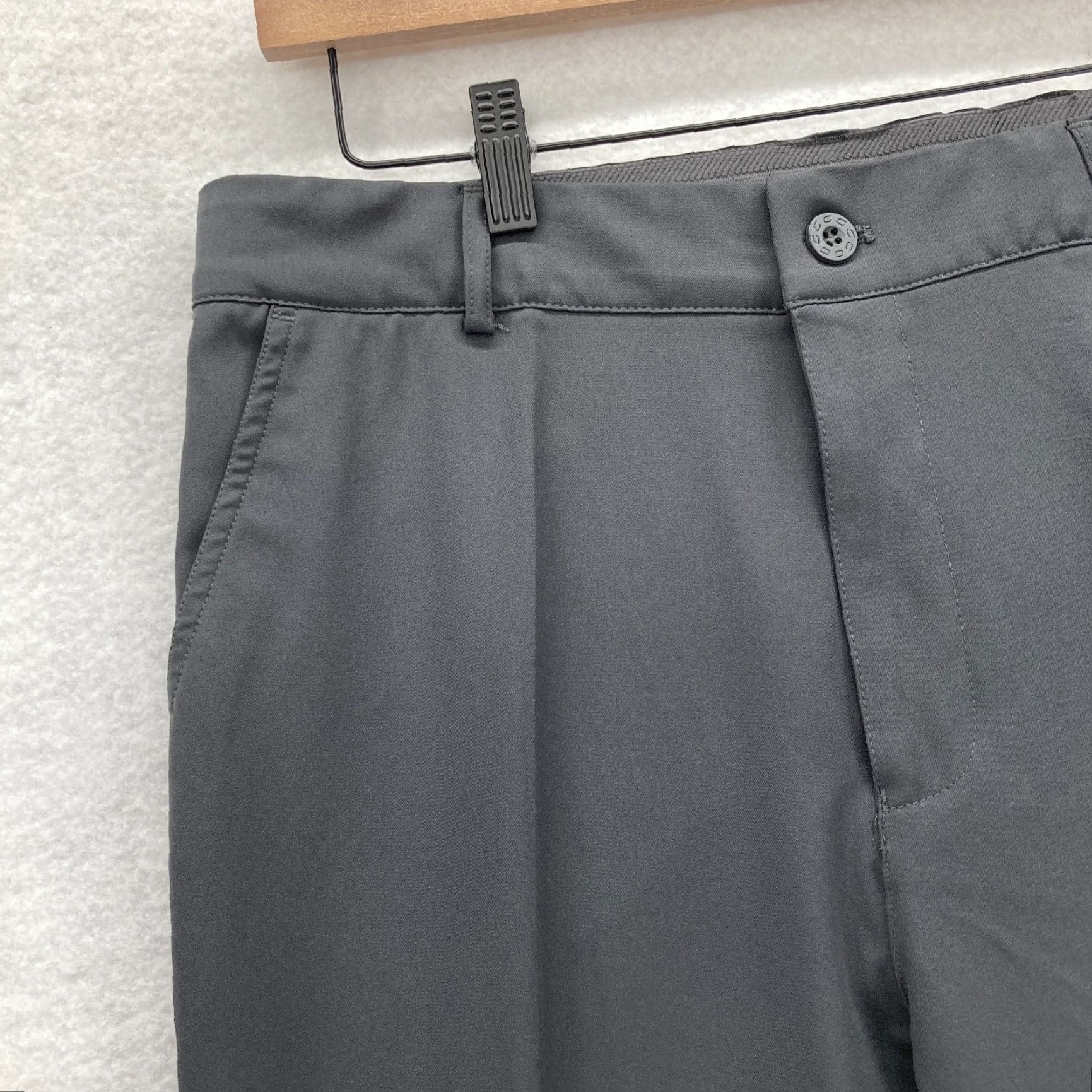 Vintage Druids Golf Pants Mens 36x30 Gray Performance Stretch Waistband Preppy Travel Pants Size US 36 / EU 52 - 3 Thumbnail