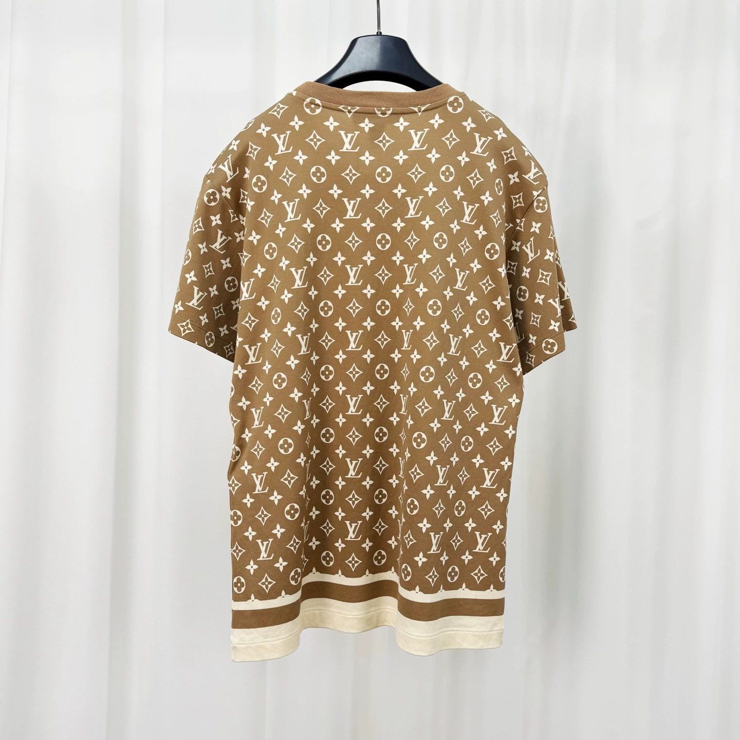 Louis Vuitton Louis Vuitton Caramel Monogram All-over Chain Short-Sleeve Size M / US 6-8 / IT 42-44 - 3 Thumbnail