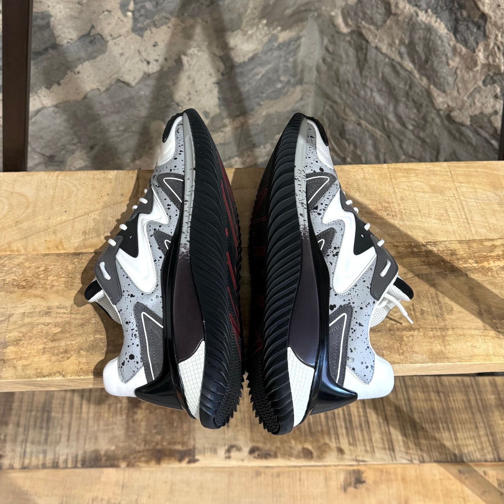 Valentino Valentino VLTN Wade Runner Black White Grey Sneakers Size US 7 / EU 40 - 11 Thumbnail