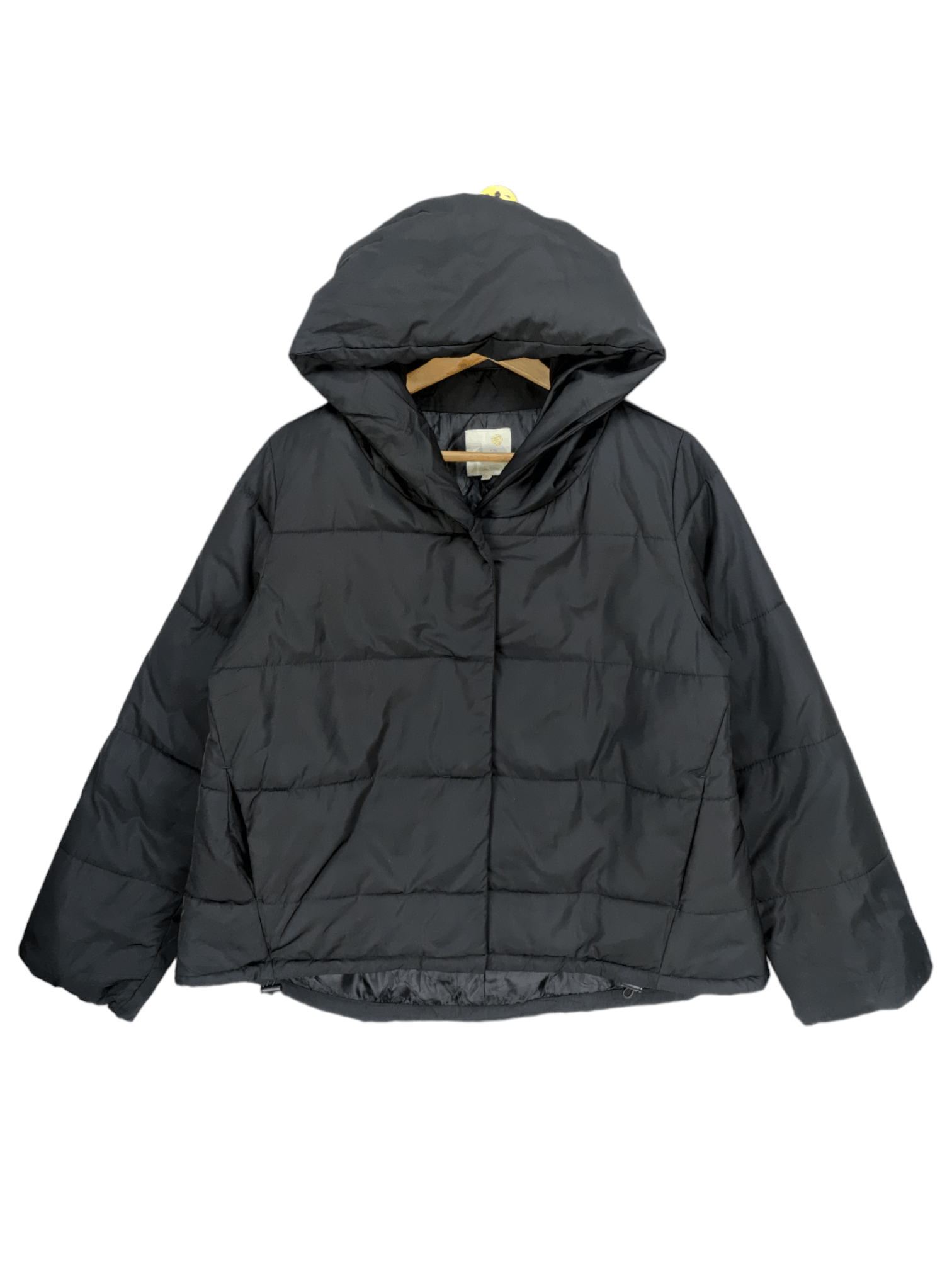 Japanese Brand Steals🔥Down Jacket Cropped by Earth Music Ecology Size M / US 6-8 / IT 42-44 - 1 Thumbnail