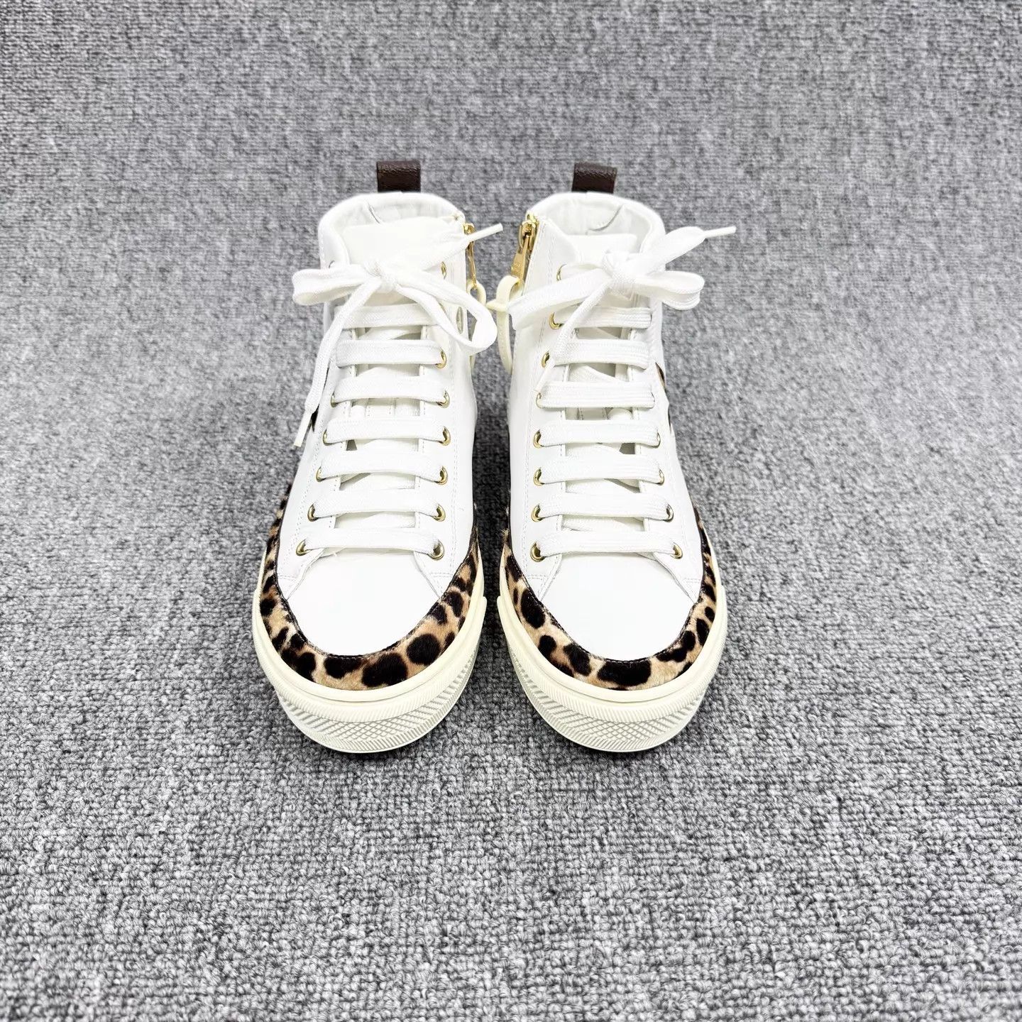 Louis Vuitton LV Stellar Leopard-Monogram Sneakers Women's 36.5 Size US 6 / IT 36 - 2 Thumbnail