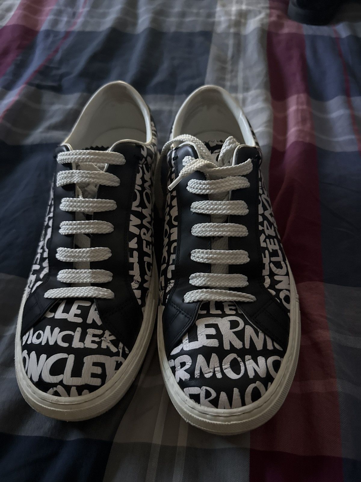 Moncler Moncler signature shoes Size US 11 / EU 44 - 3 Thumbnail