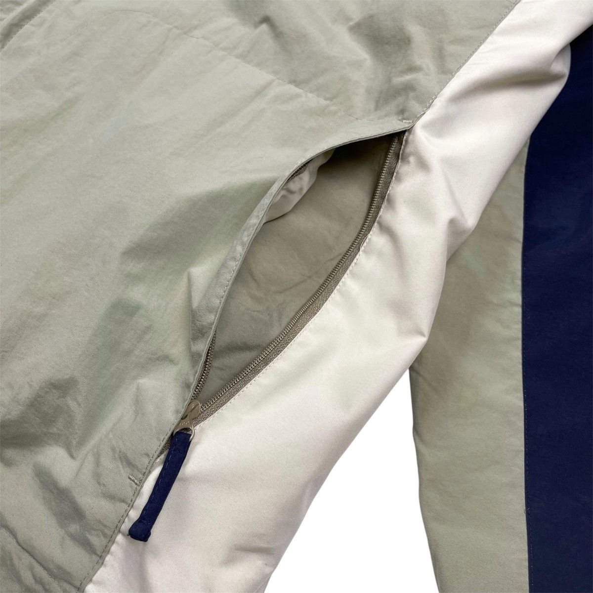 Nike × Vintage 00’s Nike Vintage Windbreaker Jacket Size US XL / EU 56 / 4 - 8 Thumbnail
