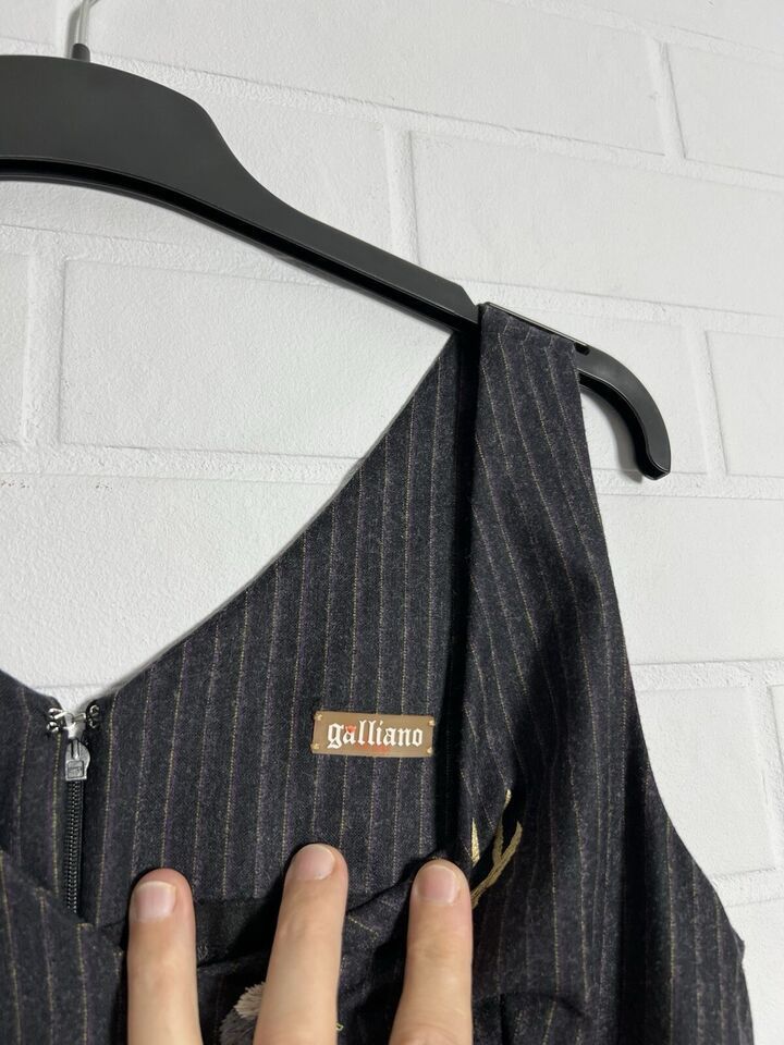 John Galliano John Galliano Vintage Dress Wool Blend Size 28/42 Size M / US 6-8 / IT 42-44 - 8 Thumbnail