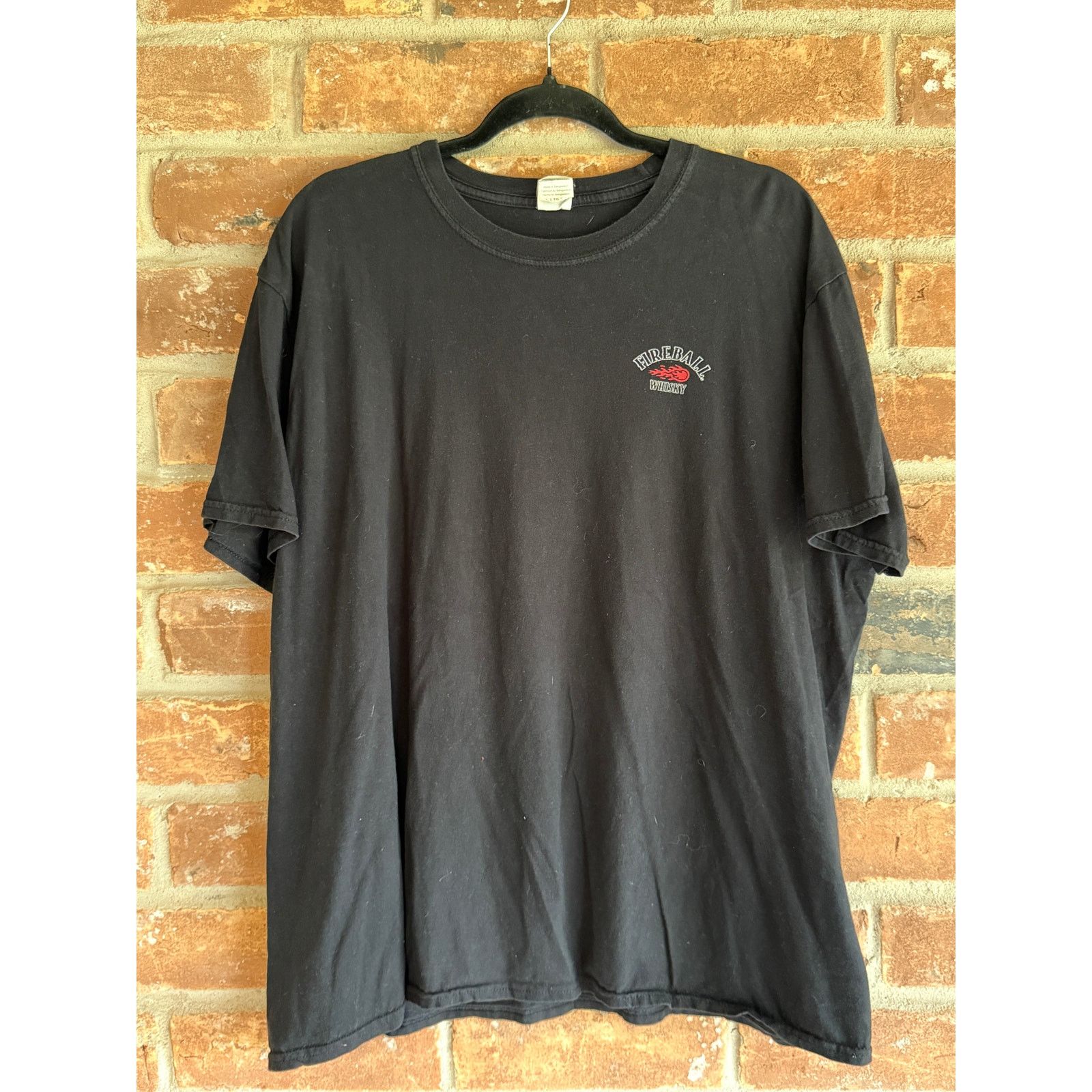 Gildan Fireball Whisky Bartender Graphic Tee Black XL Vintage Size US XL / EU 56 / 4 - 2 Thumbnail