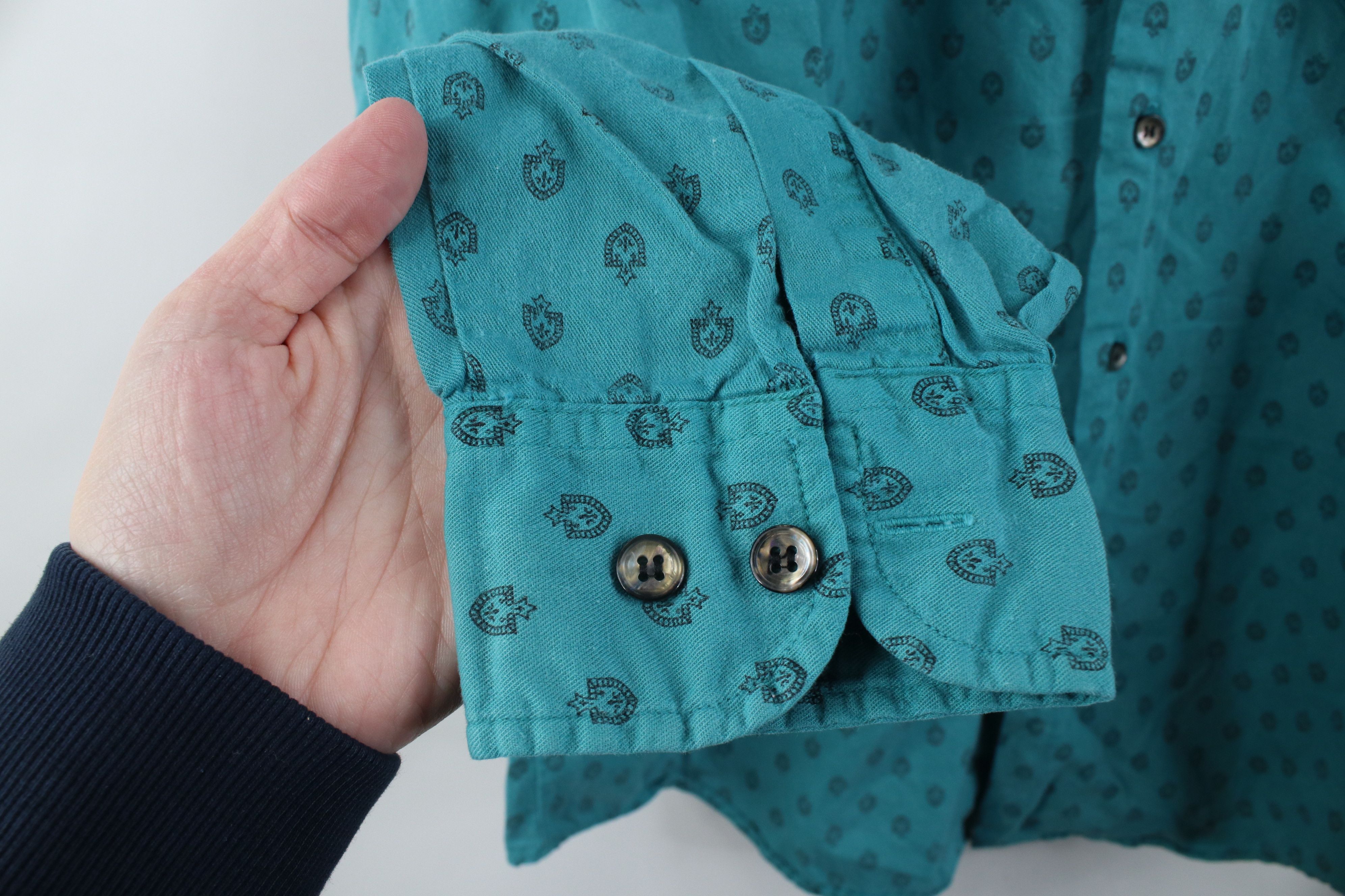 Gap Vintage 90s Gap All Over Print Collared Button Shirt Blue Size US S / EU 44-46 / 1 - 10 Thumbnail