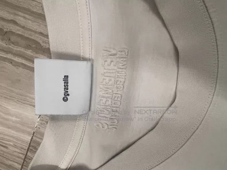 Vetements Vetements Short-sleeved T-shirt with Sanskrit Logo on the Size US L / EU 52-54 / 3 - 3 Thumbnail