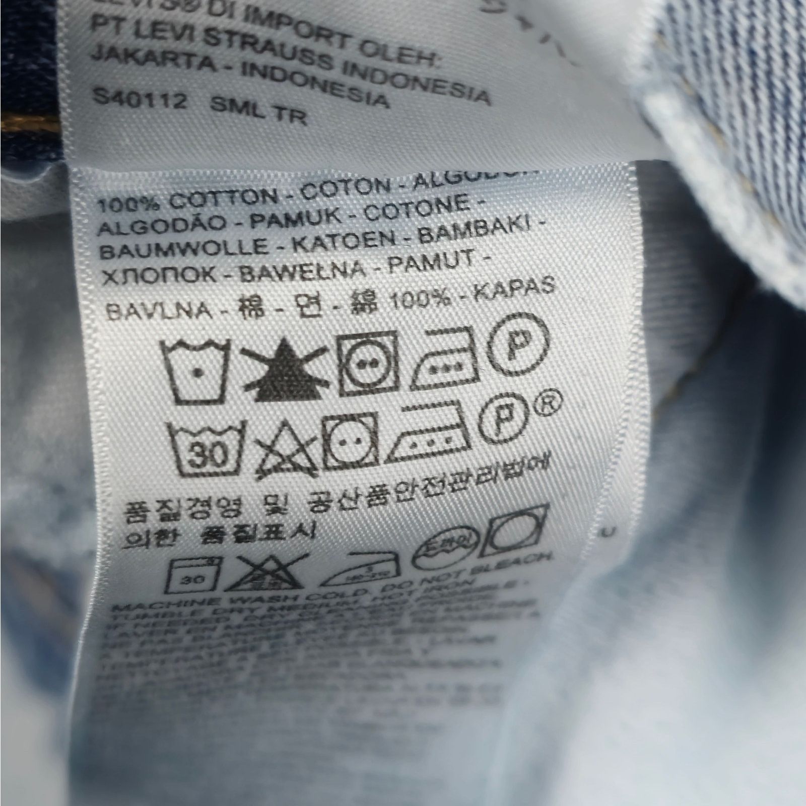 Levi's Levi's 501 Jeans 28x28 Button Fly Joe Cool Snoopy Patch Size US 28 / EU 44 - 18 Thumbnail