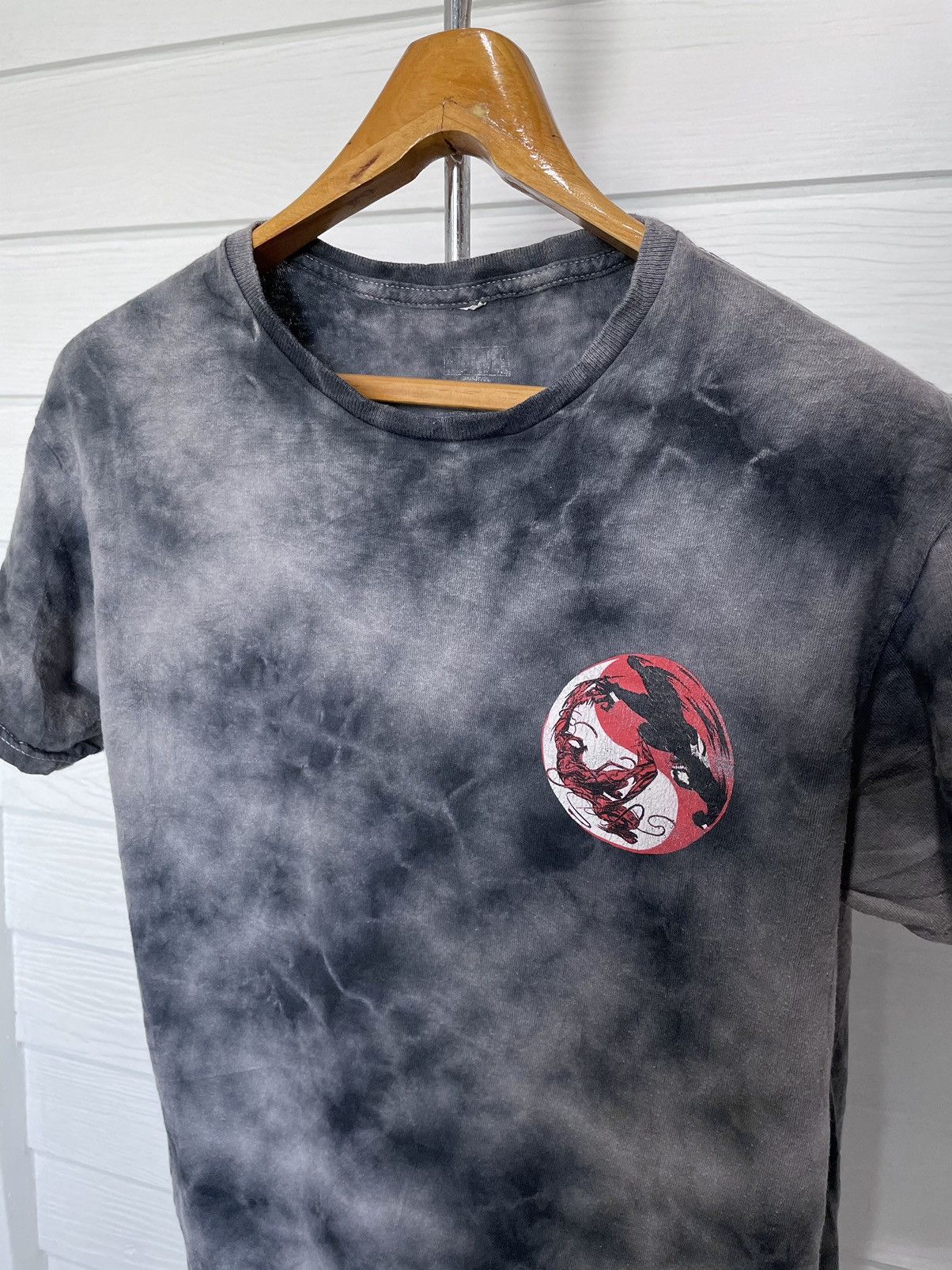 Marvel Comics VENOM AND CARNAGE MARVEL TIE DYE Size US M / EU 48-50 / 2 - 4 Thumbnail