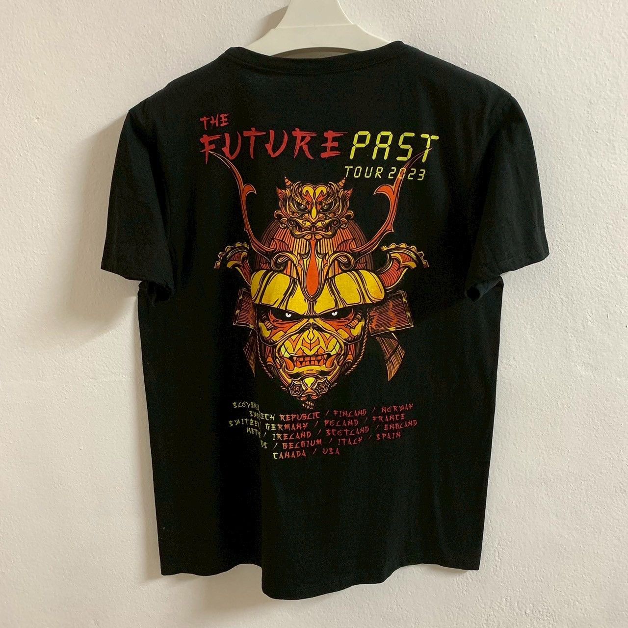 Iron Maiden Iron Maiden – The Future Past Tour T-Shirt (2023) Size US M / EU 48-50 / 2 - 4 Thumbnail