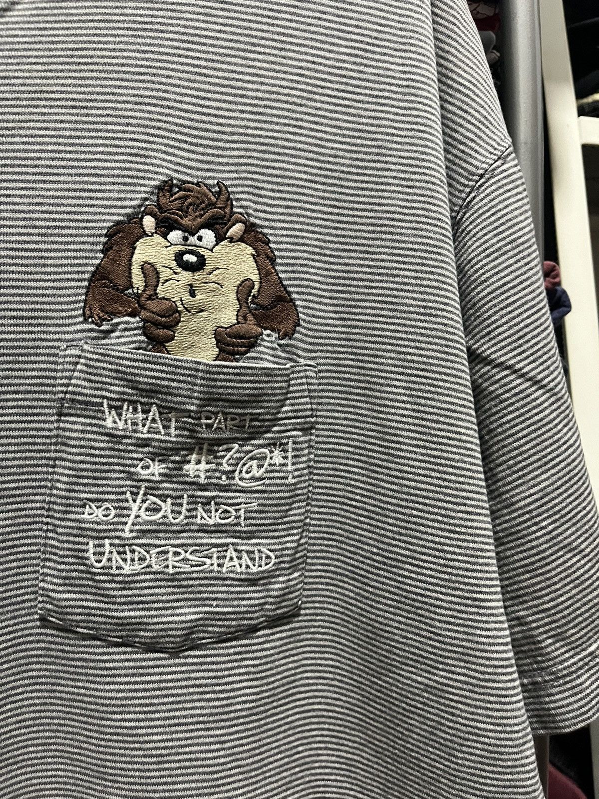 Warner Bros Tasmanian Devil Looney Tunes Cartoon Tee 1998s Size US XL / EU 56 / 4 - 3 Thumbnail