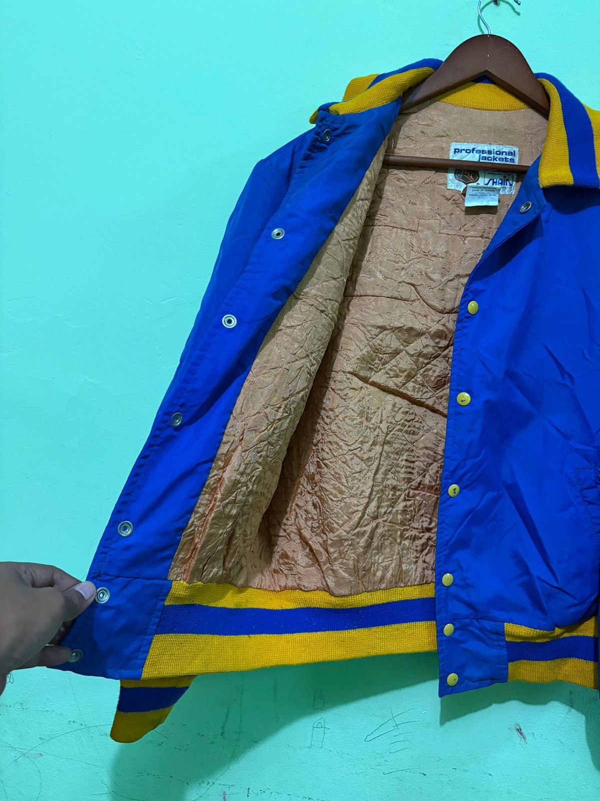 NHL × Wrangler Vintage 80’s NHL Wranglers Tokyo Nylon Jacket Design Size US L / EU 52-54 / 3 - 4 Thumbnail