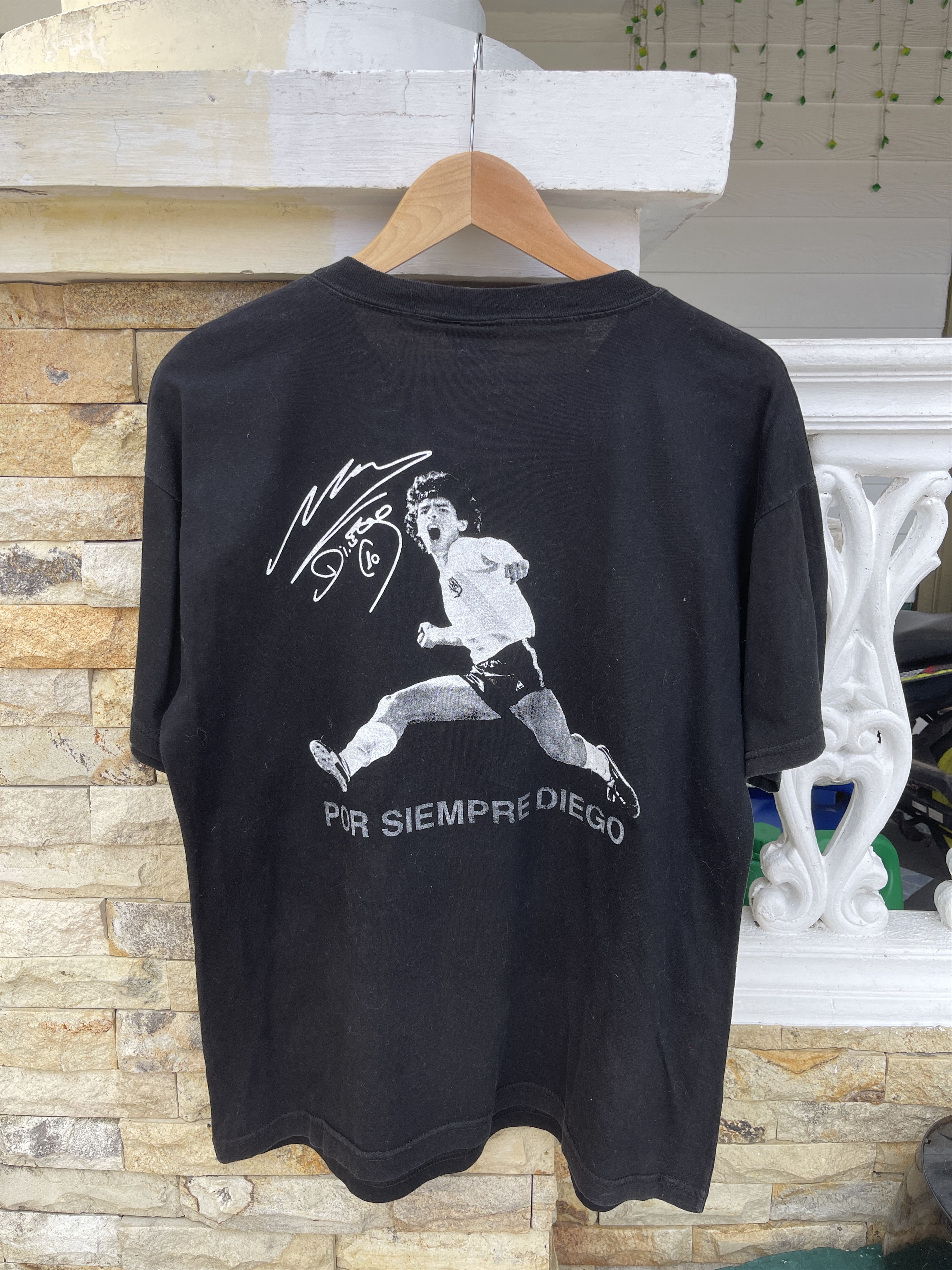 Rap Tees Last Drop🔥Rare🔥Vtg Diego Maradona Bootleg Rap Tees T-Shirt Size US L / EU 52-54 / 3 - 3 Thumbnail