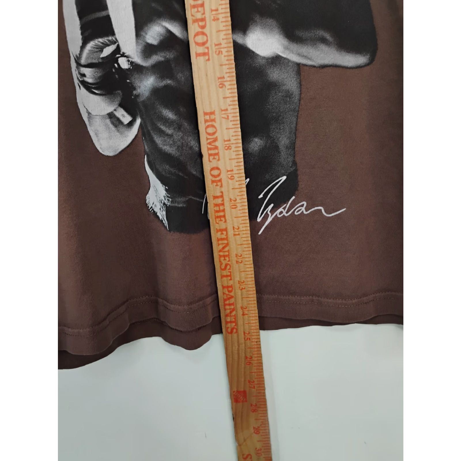 Vintage Mike Tyson Collection T-Shirt Double-Sided Mens Small Brown Shirt Short Sleeve Crew Neck Cotton Sports Boxing Graphic Print Mens S Brown Diet? Size US S / EU 44-46 / 1 - 5 Thumbnail