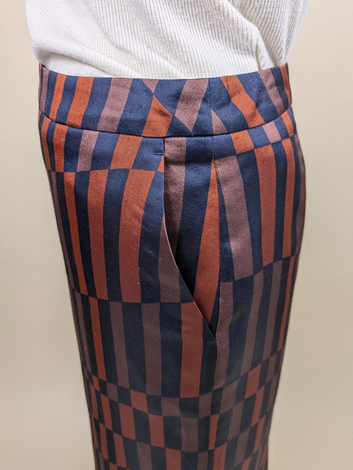 Dries Van Noten Dries Van Noten geometric pencil skirt Size 32" / US 10 / IT 46 - 4 Thumbnail