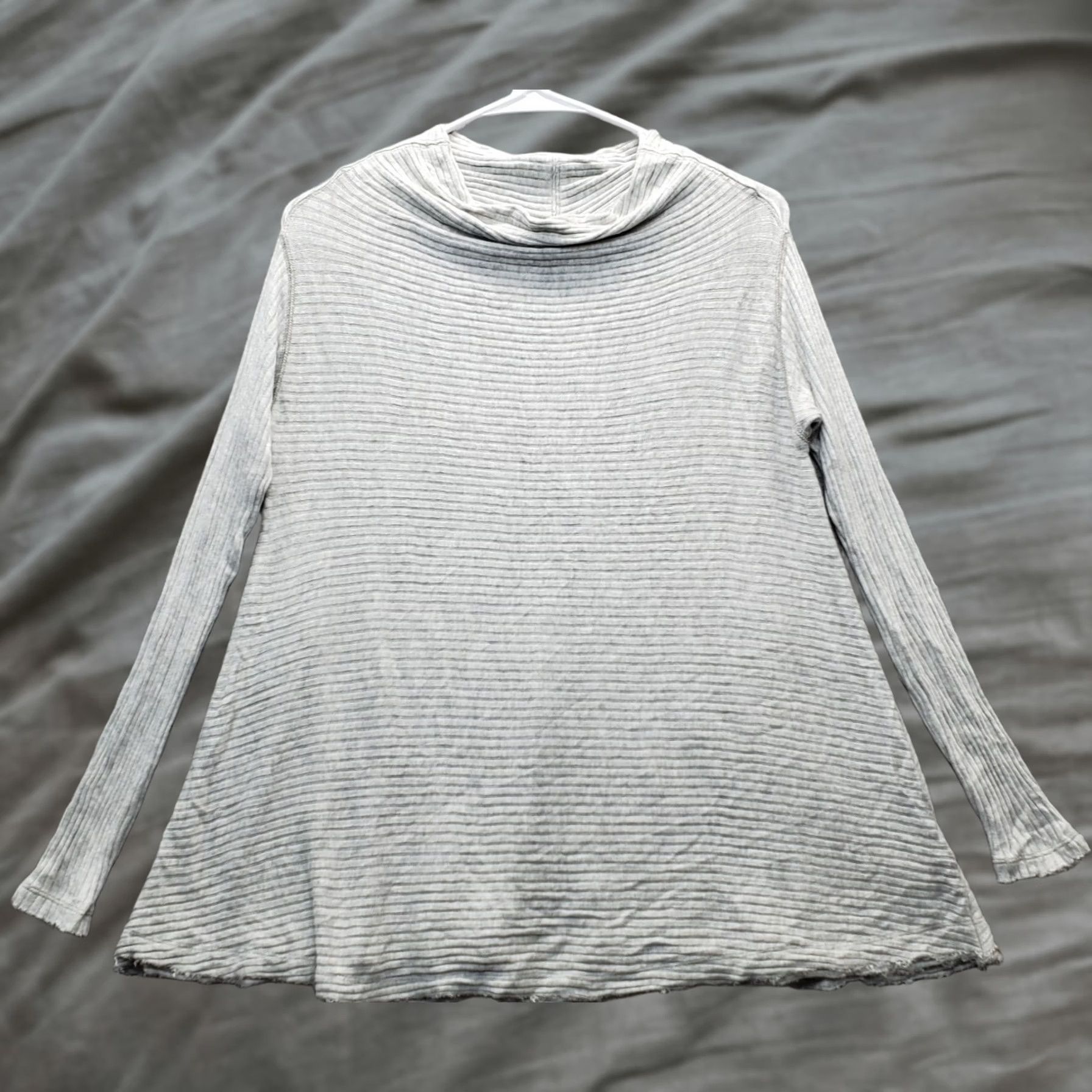 Vintage We The Free Tunic Top Women's XS Gray Ribbed Raw Hem Casual Cowl Neck Open Back Size XS / US 0-2 / IT 36-38 - 1 Thumbnail