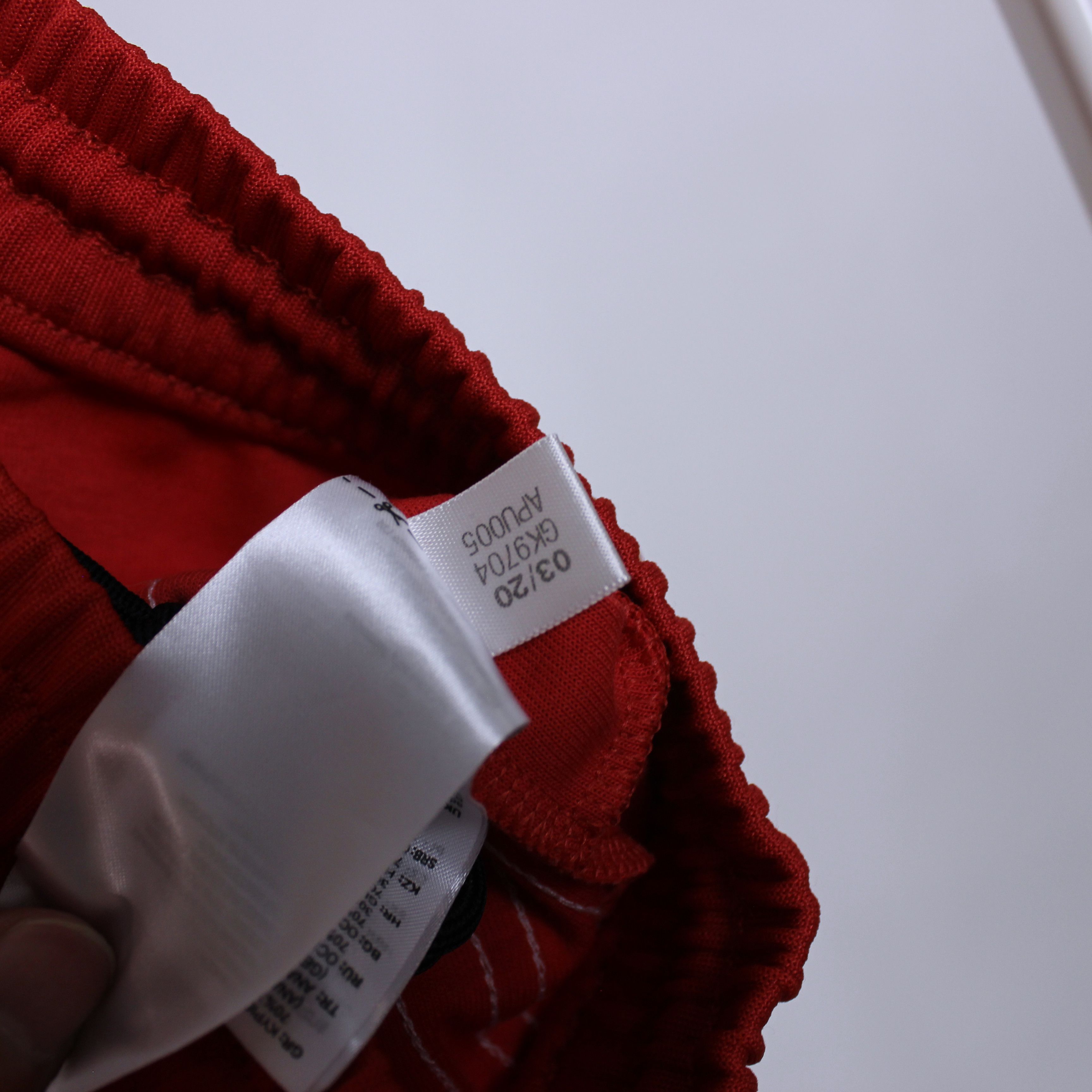 Adidas Adidas shorts men cotton S M red logo Size US 30 / EU 46 - 7 Thumbnail