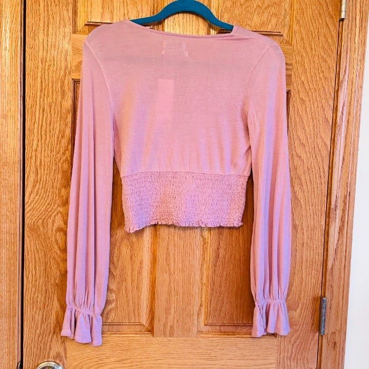 Urban Outfitters Urban Outfitters Women's Pink Rose Cropped V-Neck Blouse M Size M / US 6-8 / IT 42-44 - 6 Thumbnail