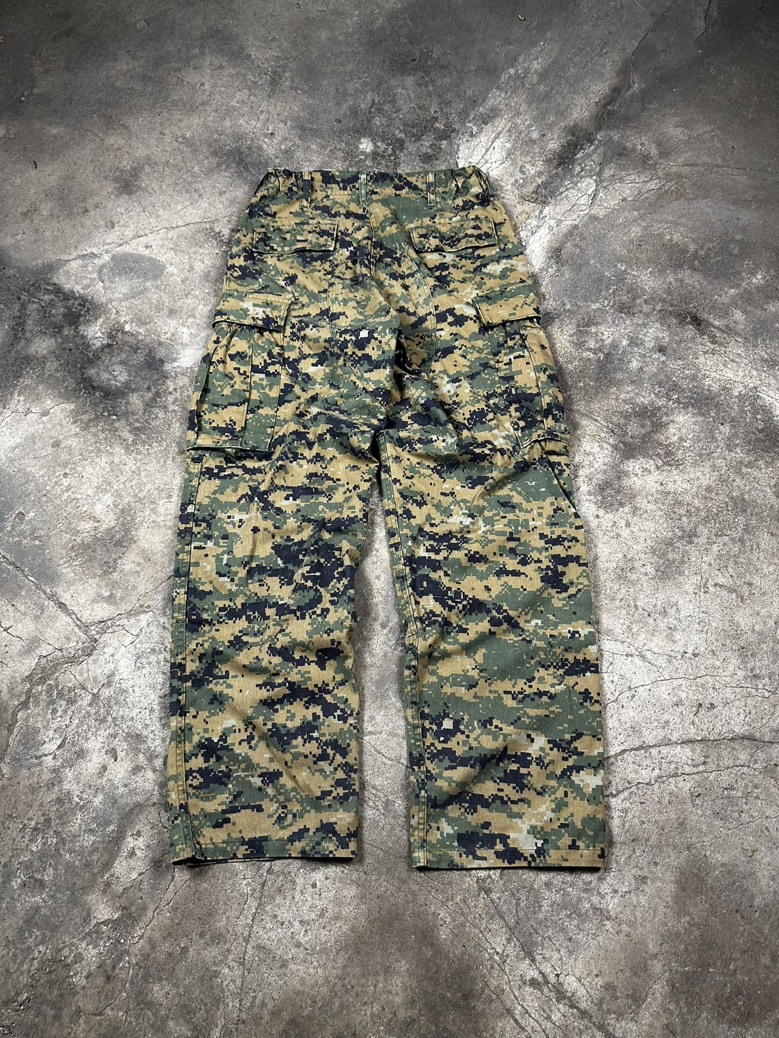 Vintage 90s Vintage Camo Oversized Cargo Camo Pants Size US 34 / EU 50 - 4 Thumbnail