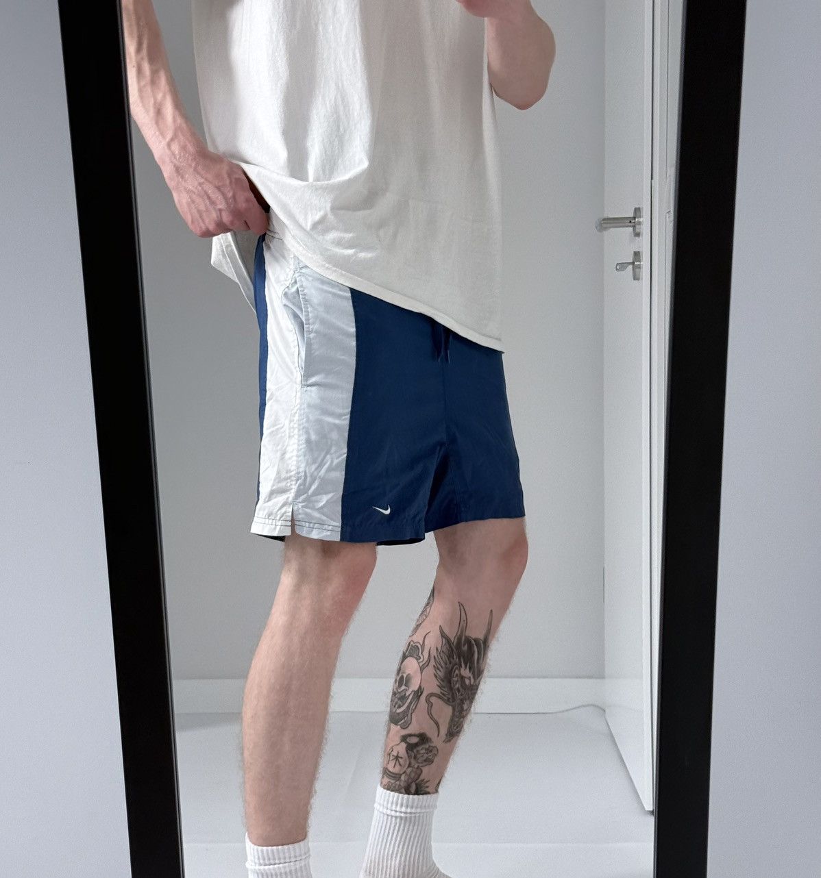 Nike Vintage Nike y2k wide buggy streetwear oversize track shorts Size US 30 / EU 46 - 3 Thumbnail