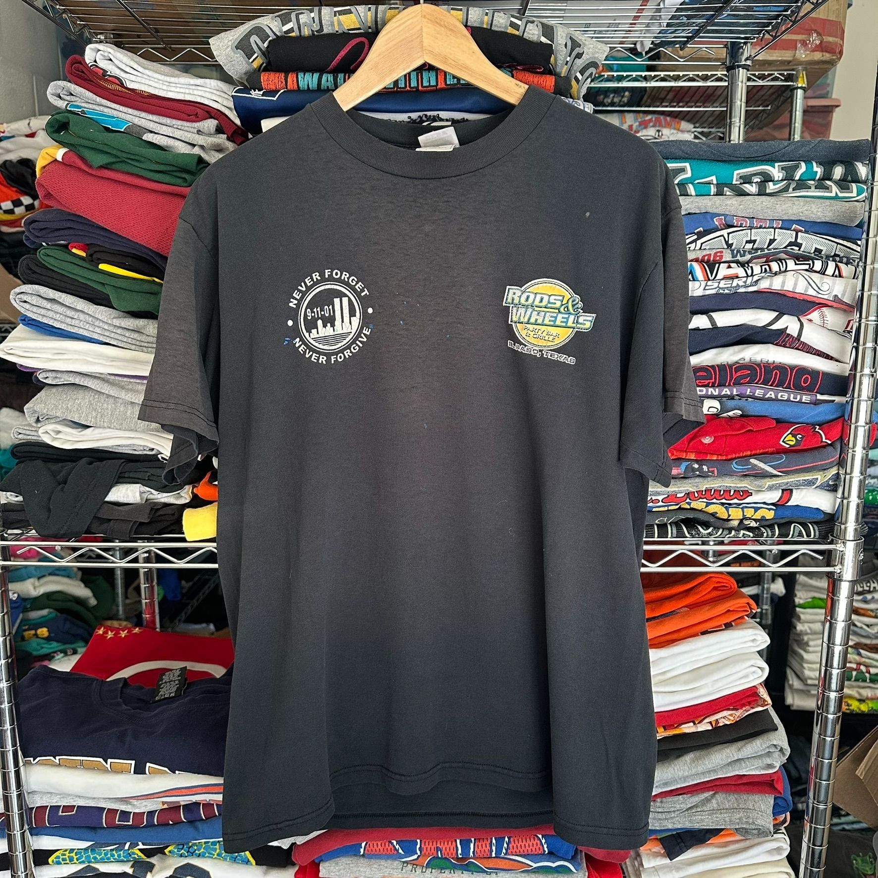 Fruit Of The Loom Vintage Y2K El Paso TX Biker Bar T-Shirt Faded Black Grunge Size US L / EU 52-54 / 3 - 3 Thumbnail