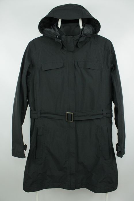 La selva sale rain jacket