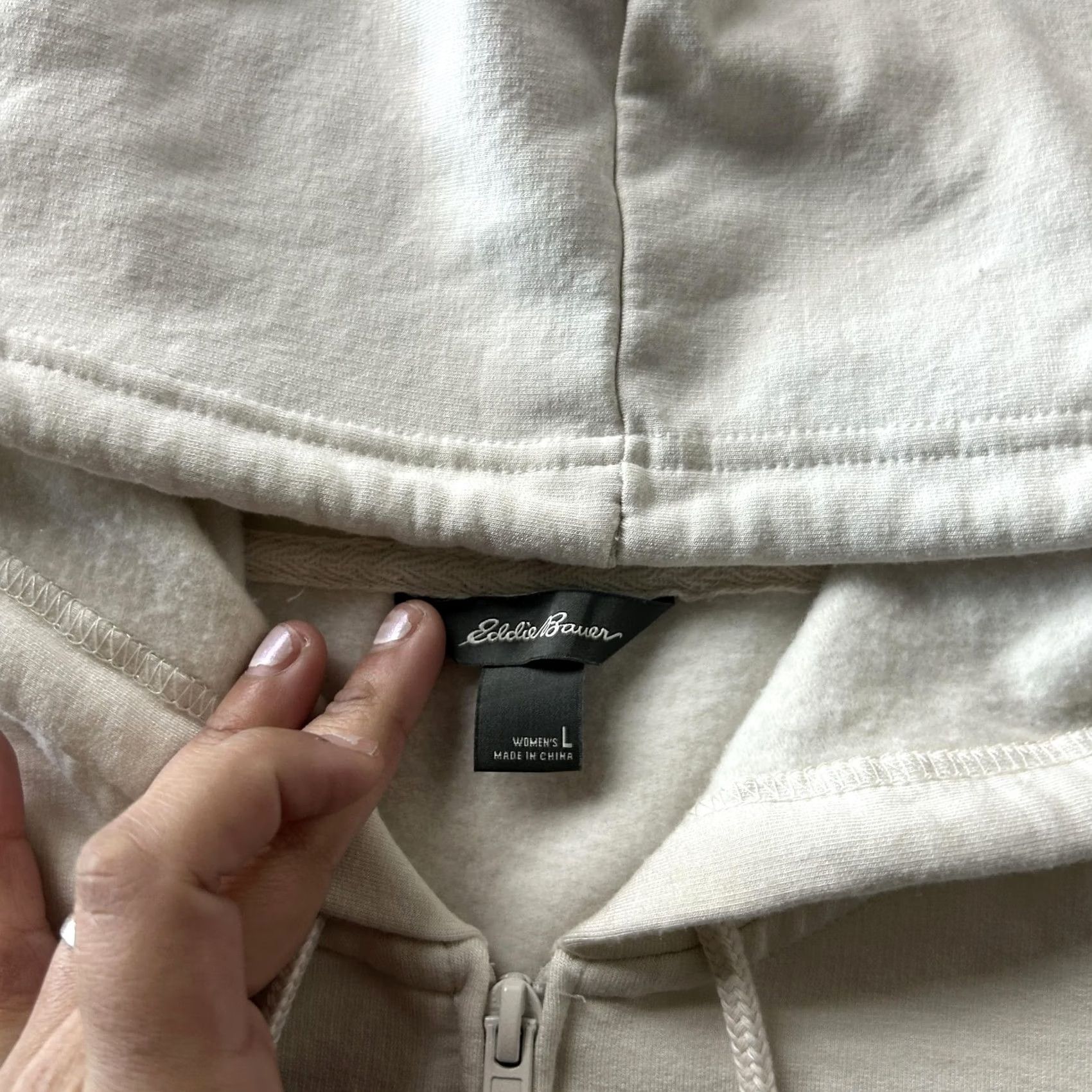 Eddie Bauer Eddie Bauer Hoodie Womens Large White Full Zip Fleece Kangaroo Pocket Sweatshirt Size L / US 10 / IT 46 - 4 Thumbnail