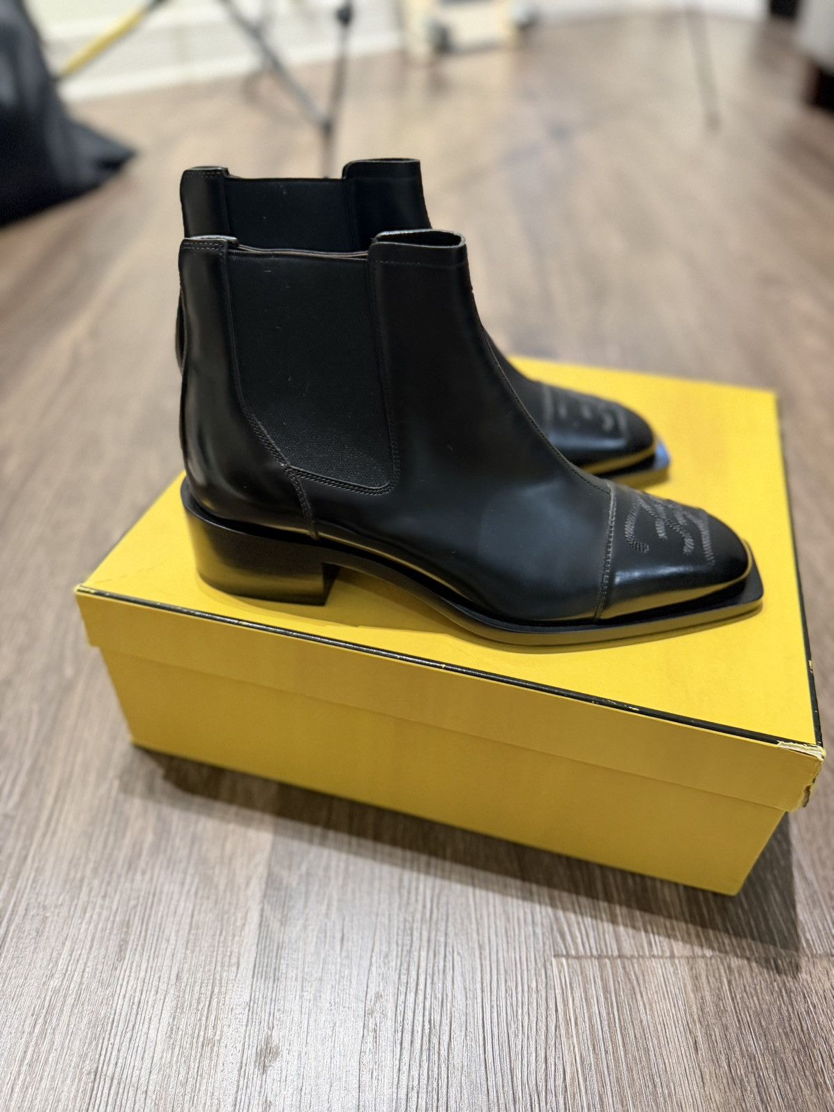Fendi FENDI (Chelsea Boots) Size US 9 / EU 42 - 1 Thumbnail