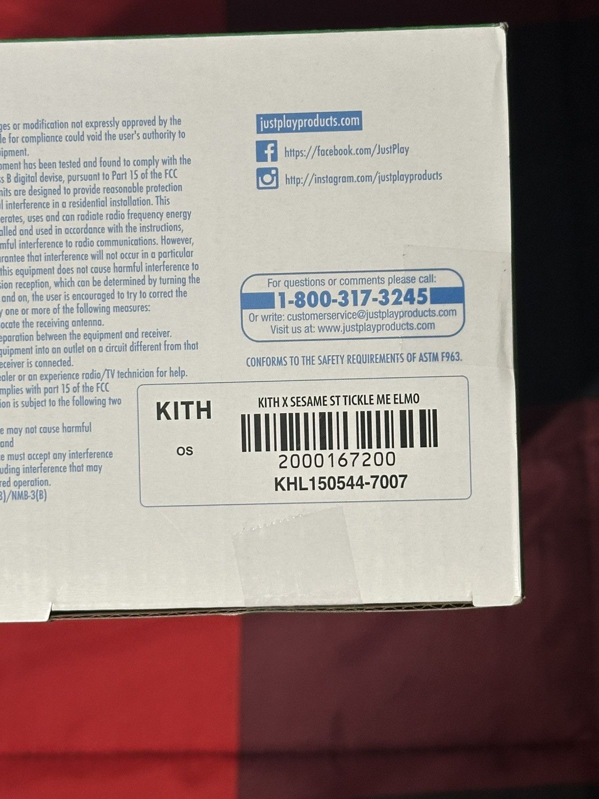Kith × Ronnie Fieg Kith for Sesame Street Kith and Play Elmo Plush Size ONE SIZE - 7 Thumbnail