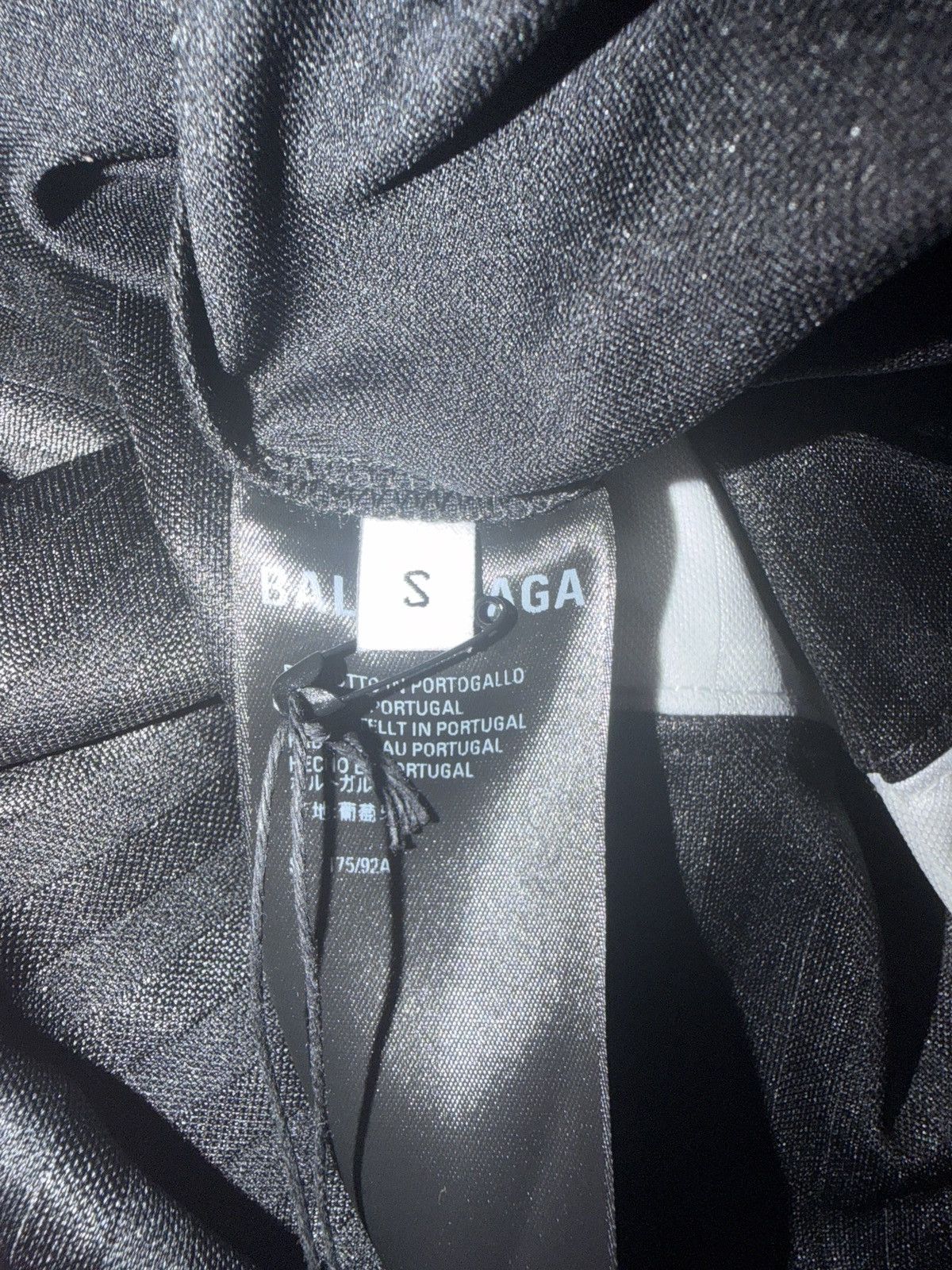 Balenciaga BALENCIAGA SS22 RUNWAY SOCCER HOOD SCARF BLACK Size ONE SIZE - 5 Thumbnail