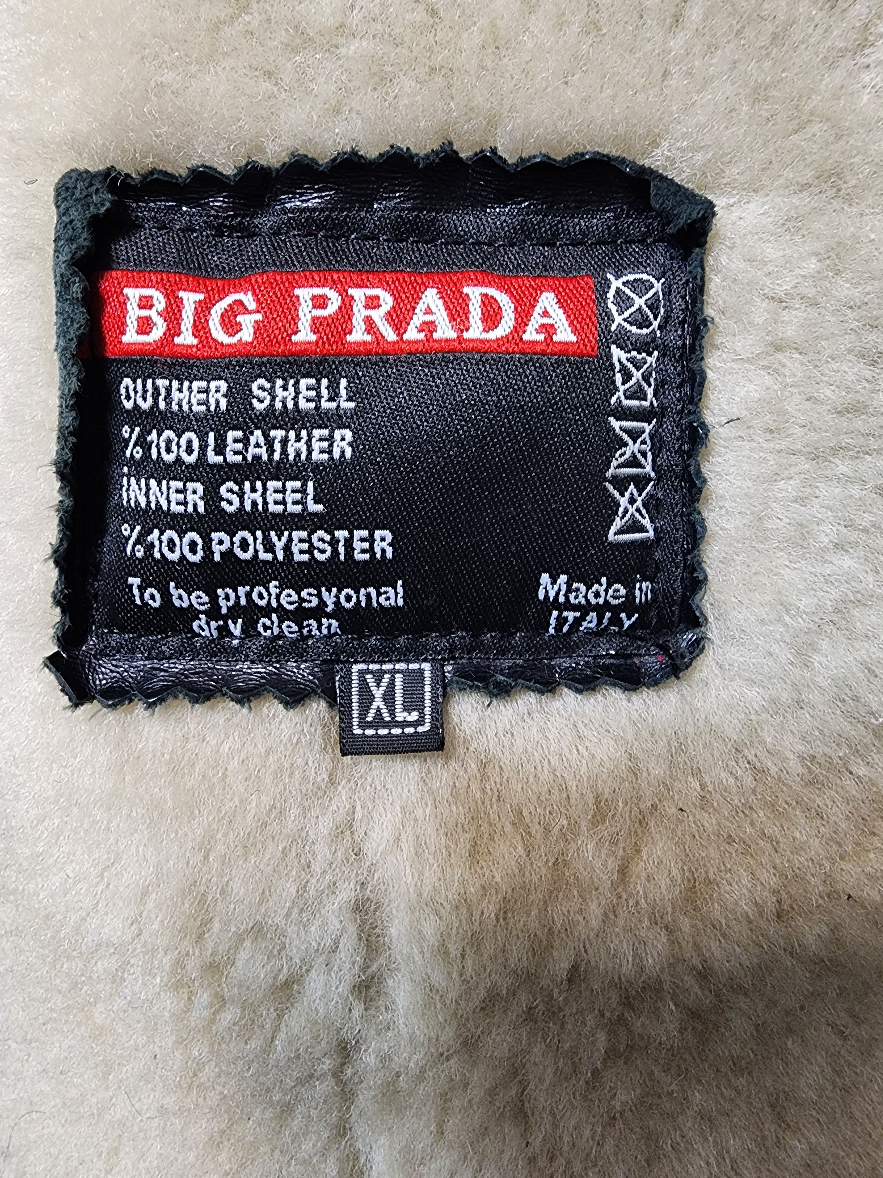Furla Black Sheepskin Coat: Genuine Fur Jacket, Fur Collar, Belted Size M / US 6-8 / IT 42-44 - 9 Thumbnail