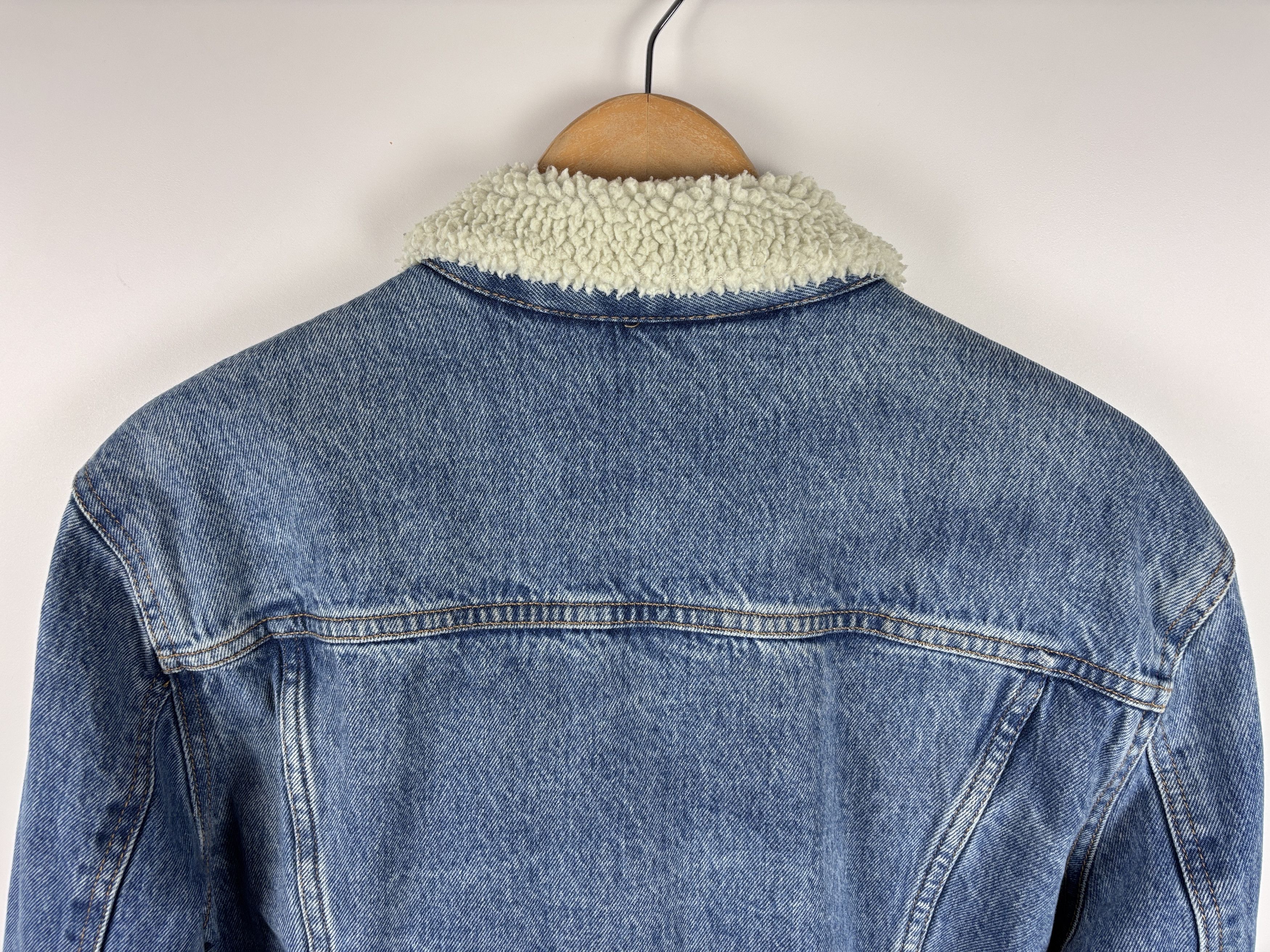 Levi's Mens Levis Sherpa Denim Jacket Trucker Blue Size L Size US L / EU 52-54 / 3 - 5 Thumbnail