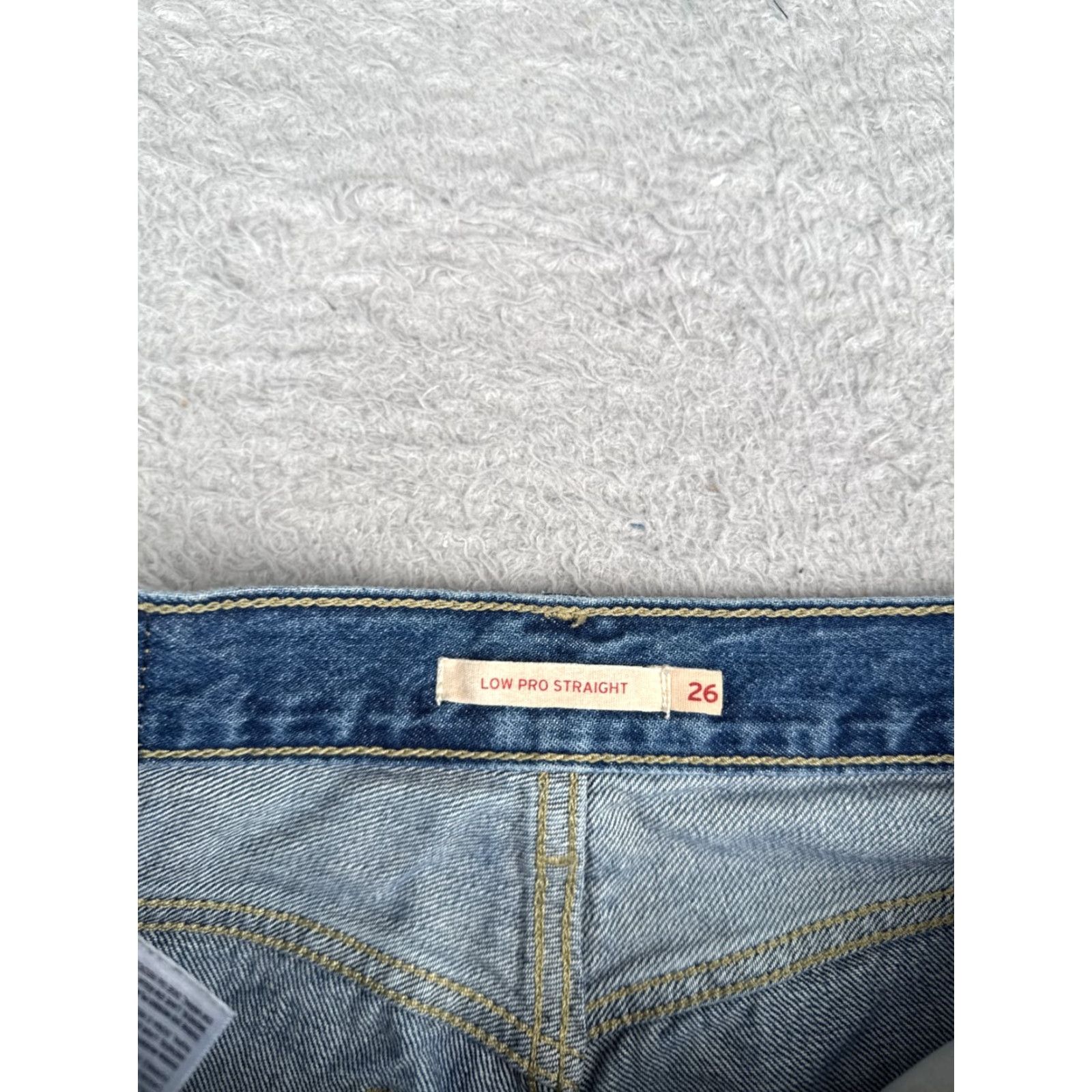 Levi's Levis Shorts Womens 26 Blue Denim Cutoff Low Pro Straight Mid Rise Cotton 26x6 Size 26" / US 2 / IT 38 - 7 Thumbnail