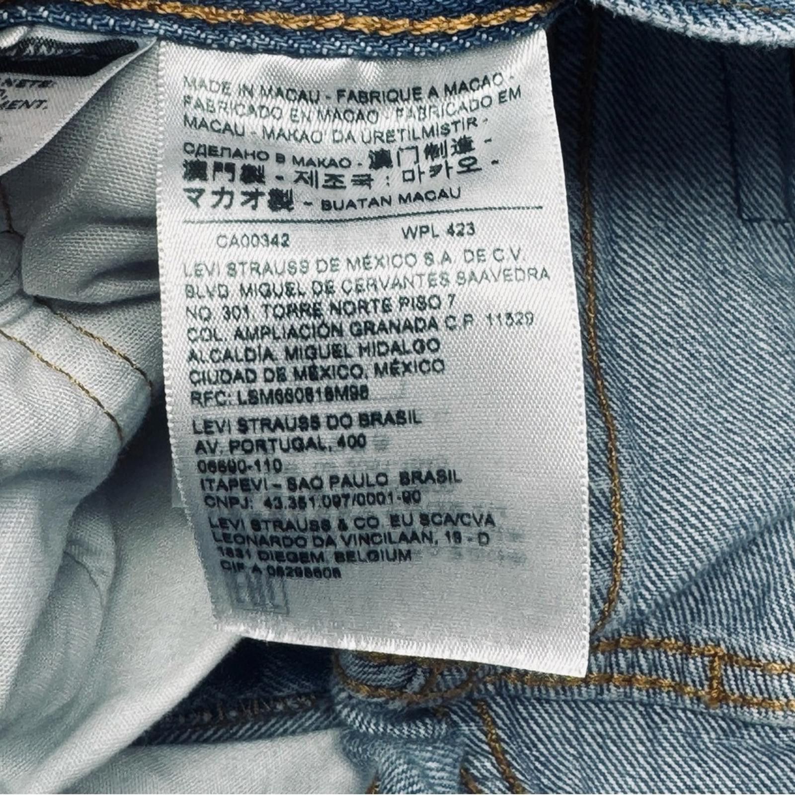 Levi's Levi's. Women’s Blue Denim 501 Jeans. Size 26. Size 26" / US 2 / IT 38 - 7 Thumbnail