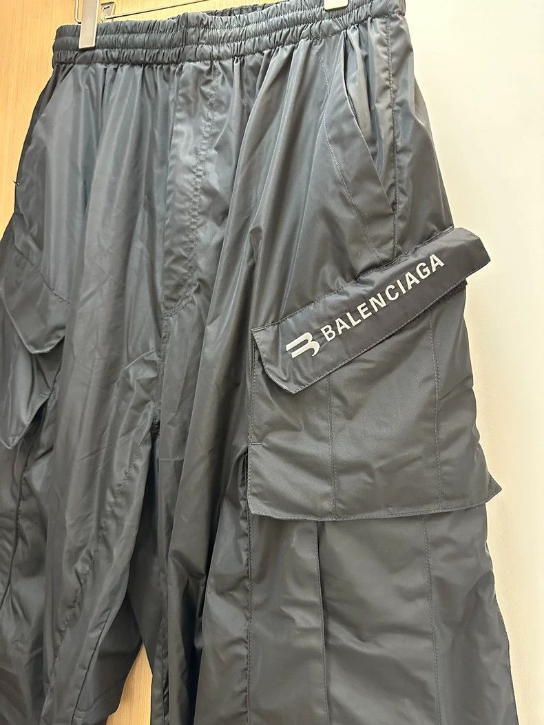 Balenciaga Balenciaga Embroidered Logo Ski Sports Work Pants Size US 30 / EU 46 - 7 Thumbnail